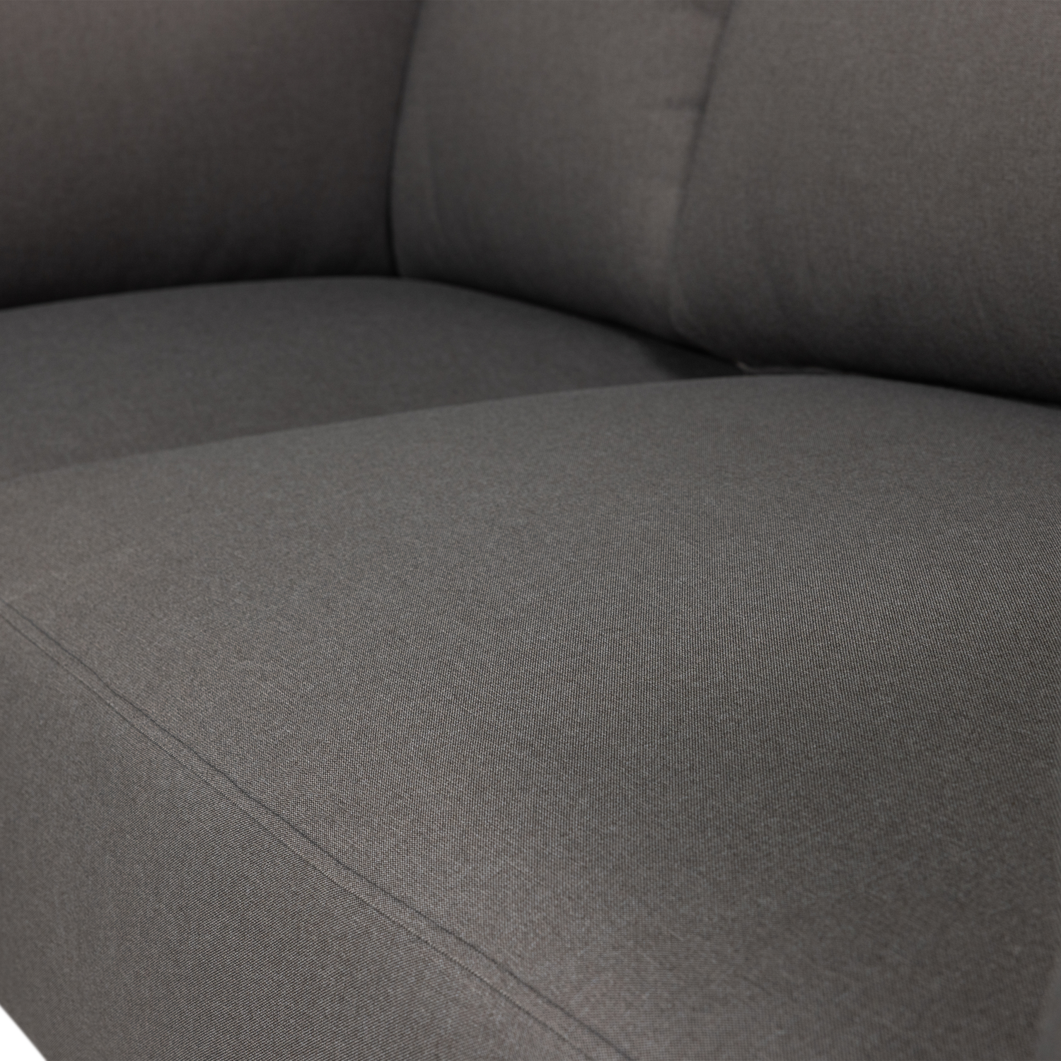 Symmetrische tuinhoekbank SORA grijs met een bruine frame