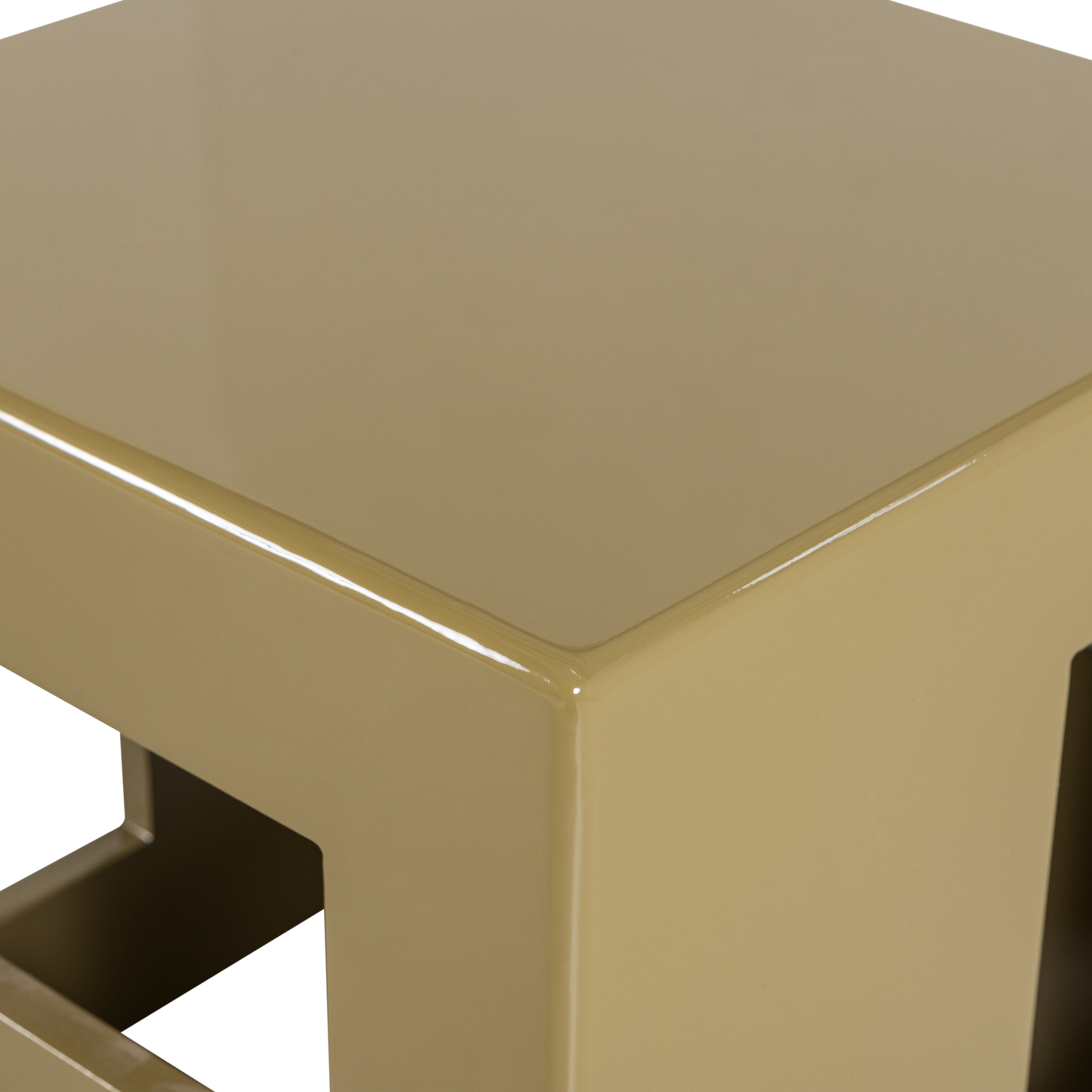 Bijzettafel MODERN honingkleurig
