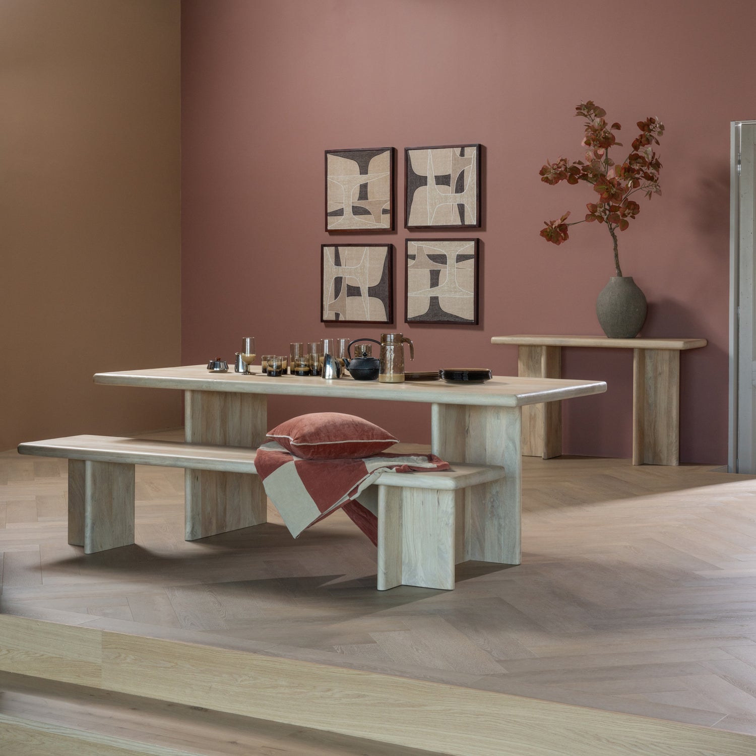 ATO bank van mango-hout