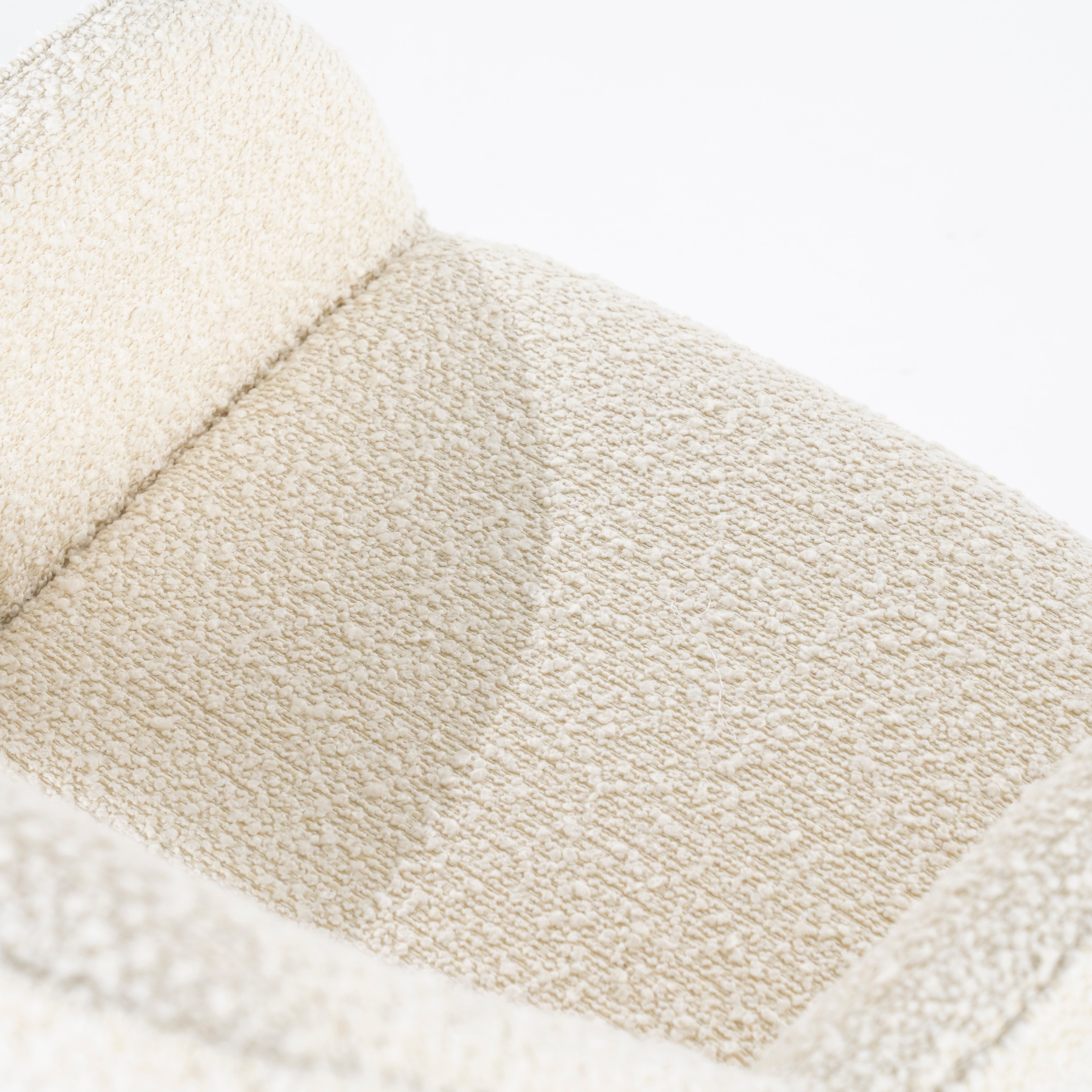 Stoel FABIO beige met zwarte basis