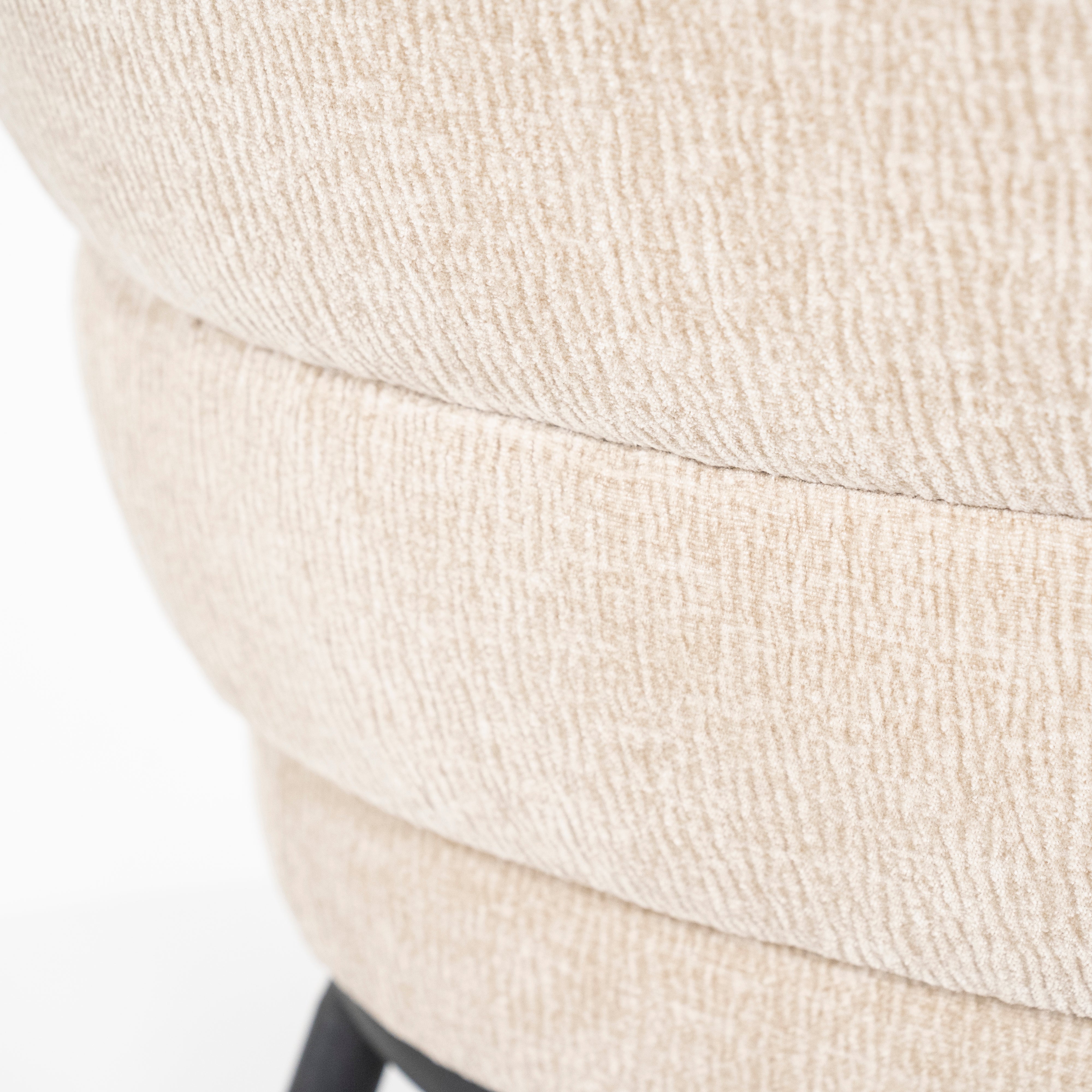 Beige fauteuil DAVID met zwarte basis