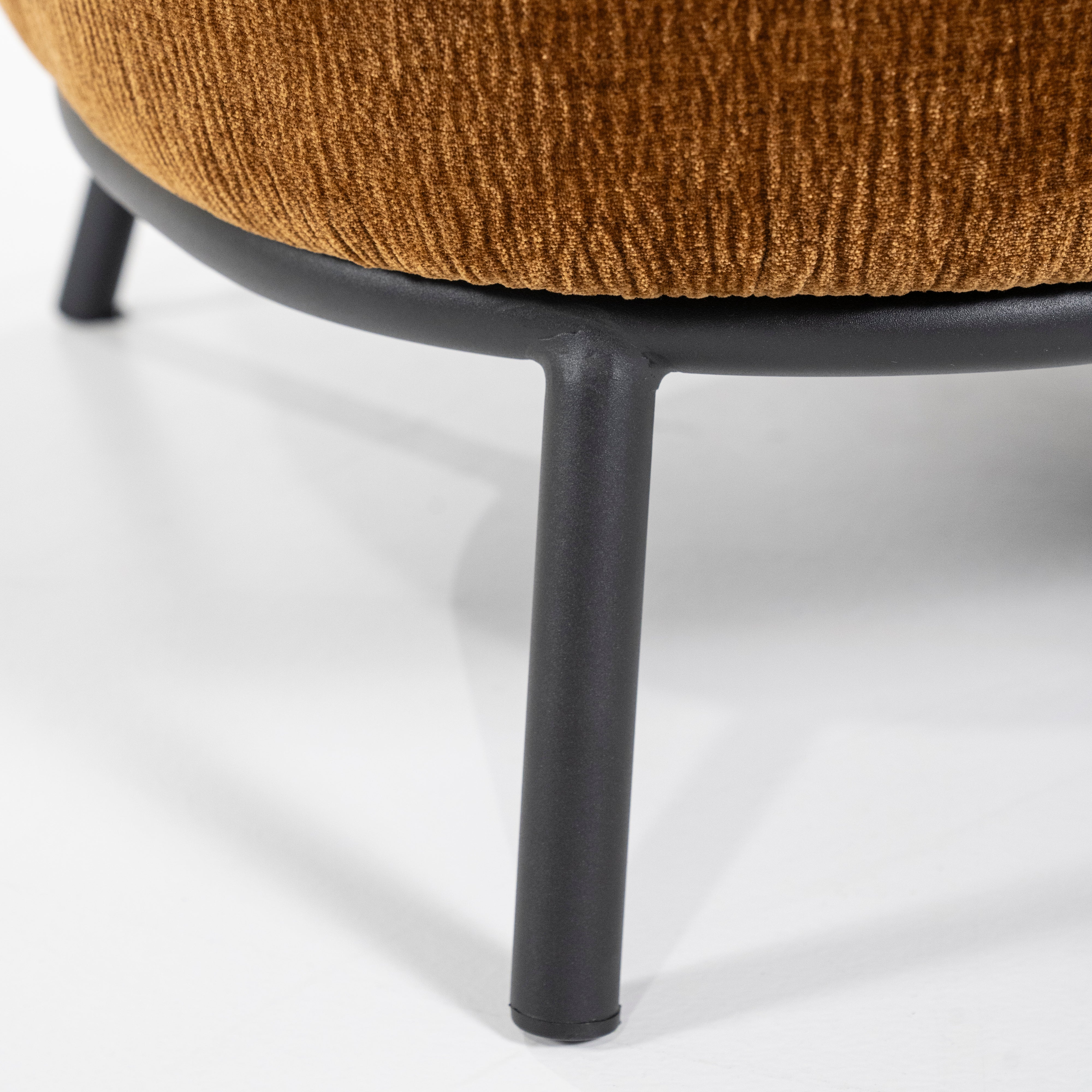 Fauteuil DAVID mosterdgeel met zwarte basis