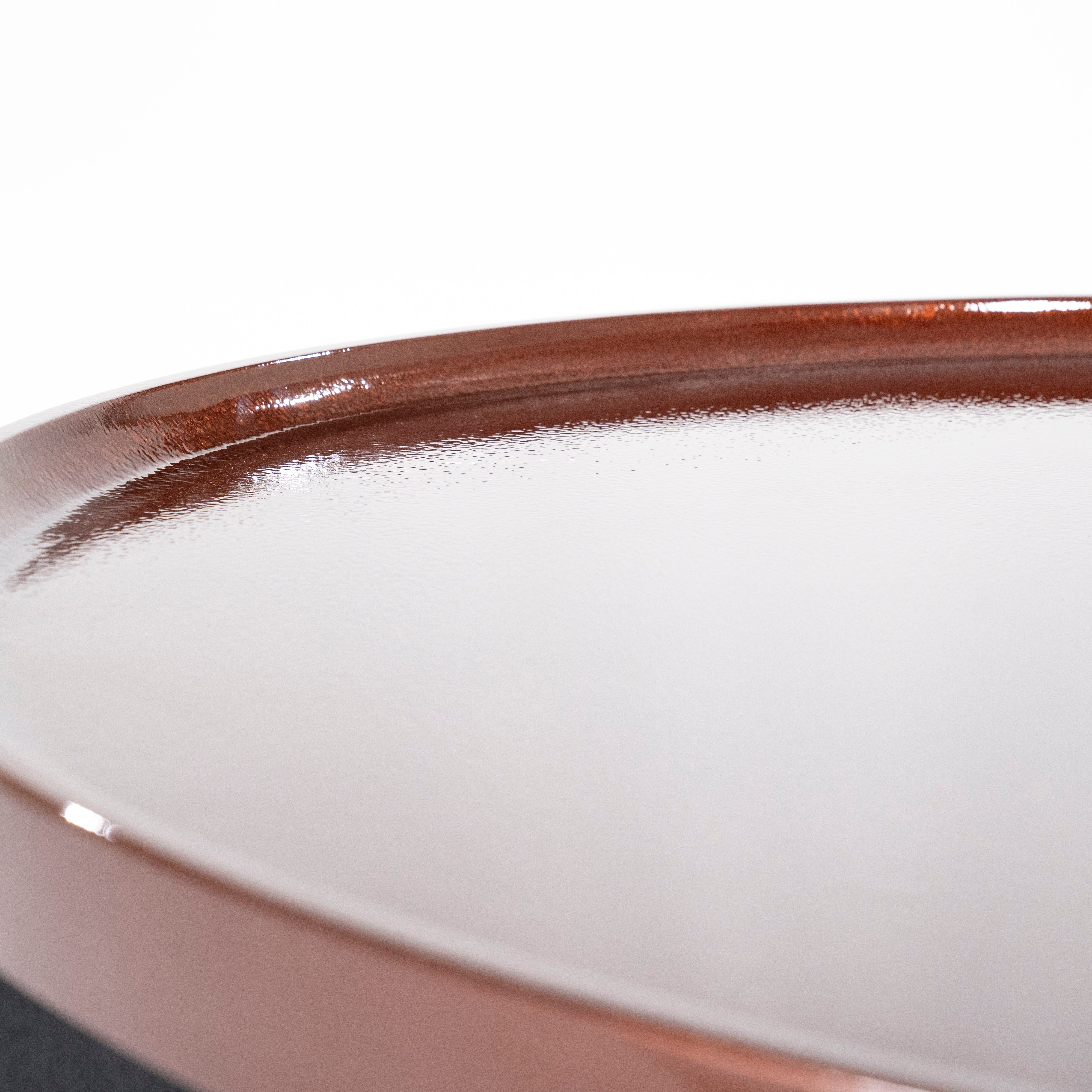 Bordeauxkleurige koffietafel MAYSON met houten basis