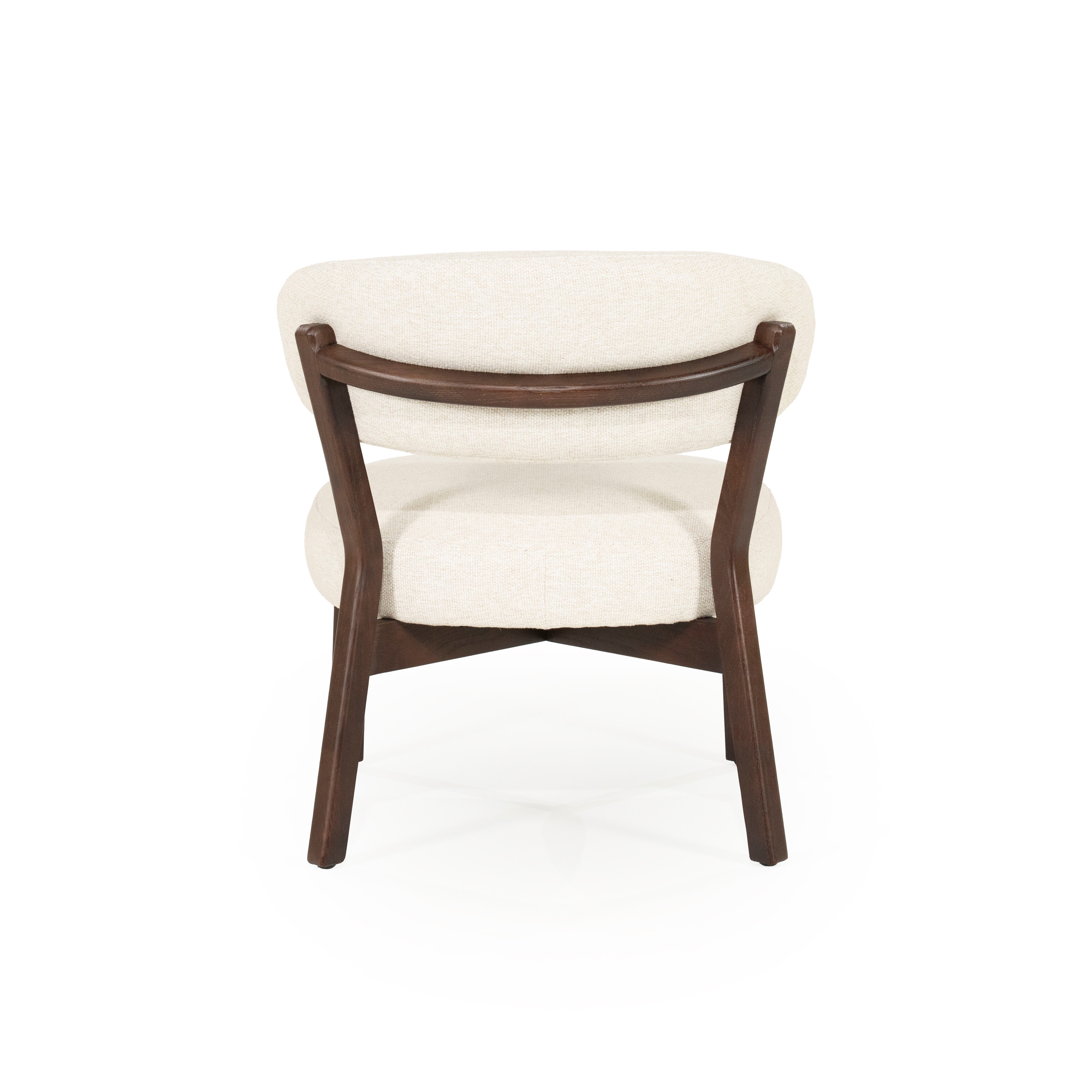 Fauteuil MIKKY lichtbeige met een donkere houten basis