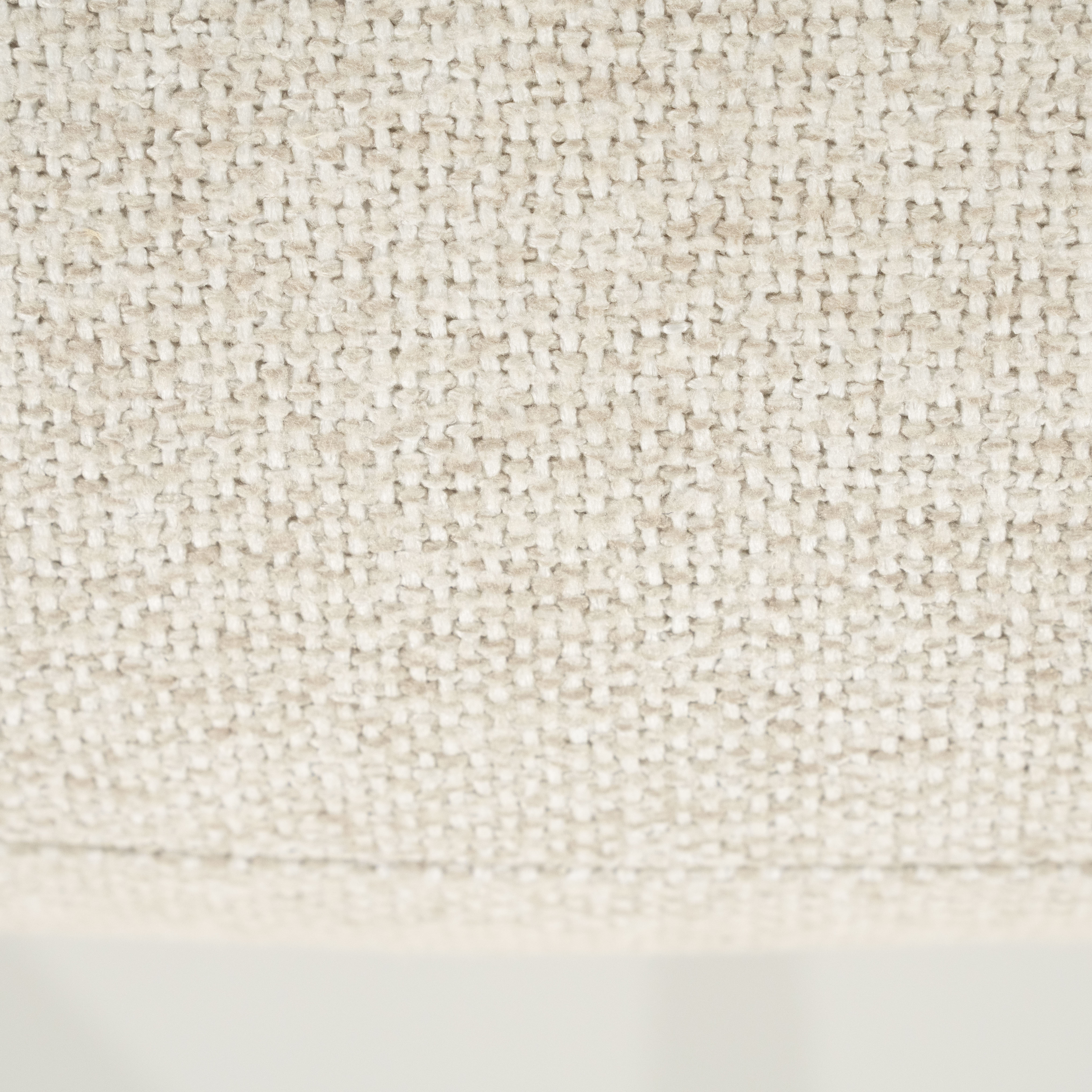 Fauteuil MIKKY lichtbeige met een donkere houten basis