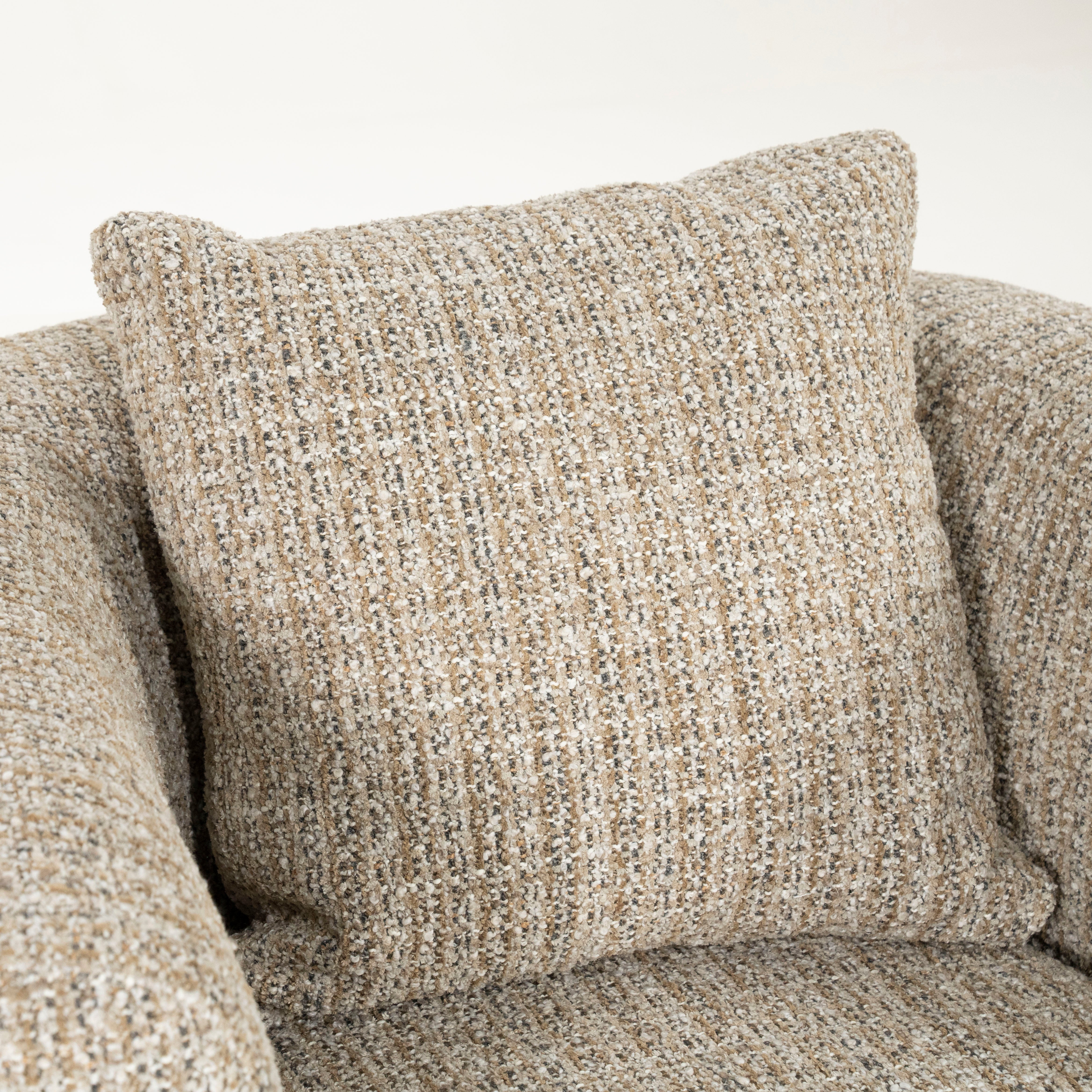 Draaistoel JORDAN beige met houten basis