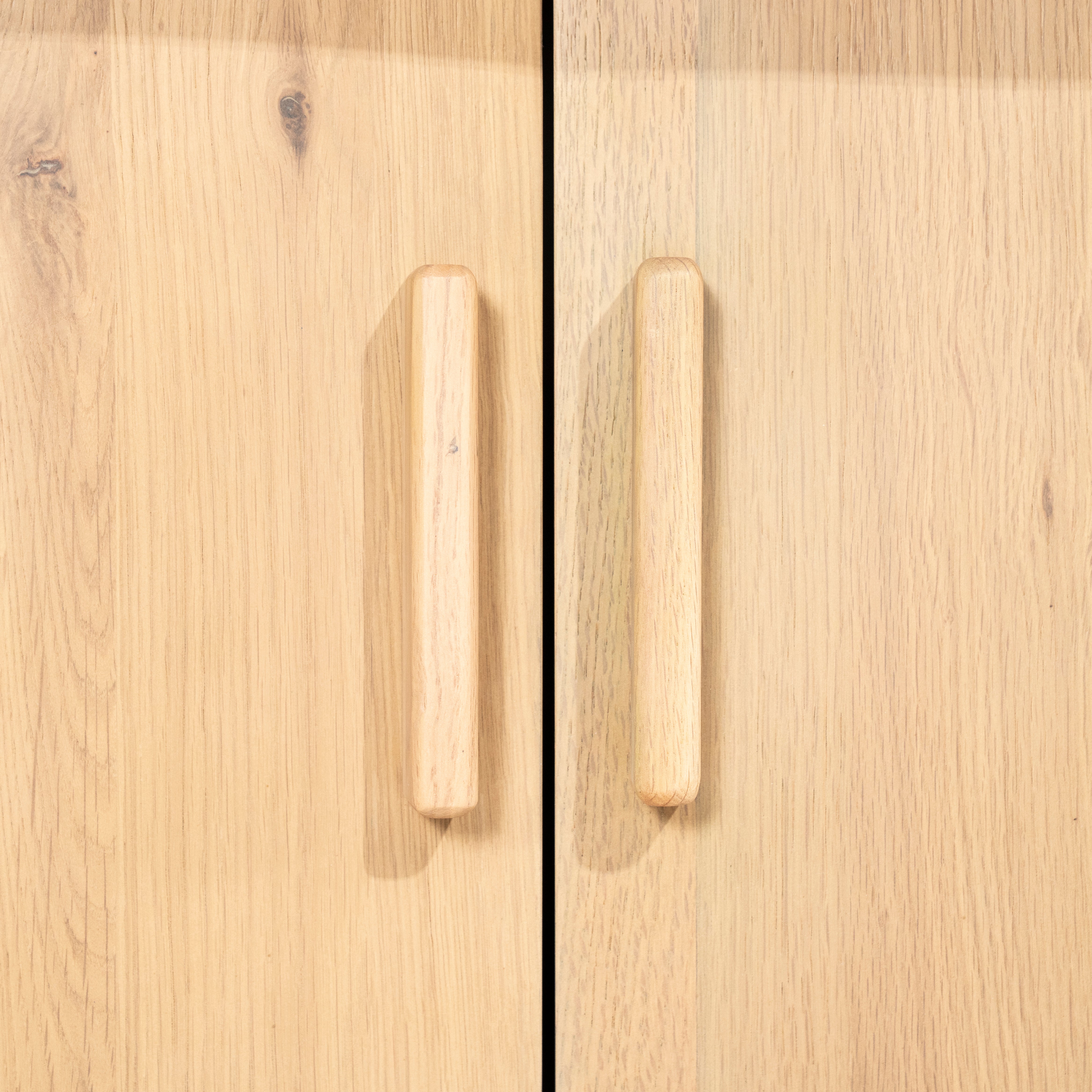 Commode JOSH eikenhout