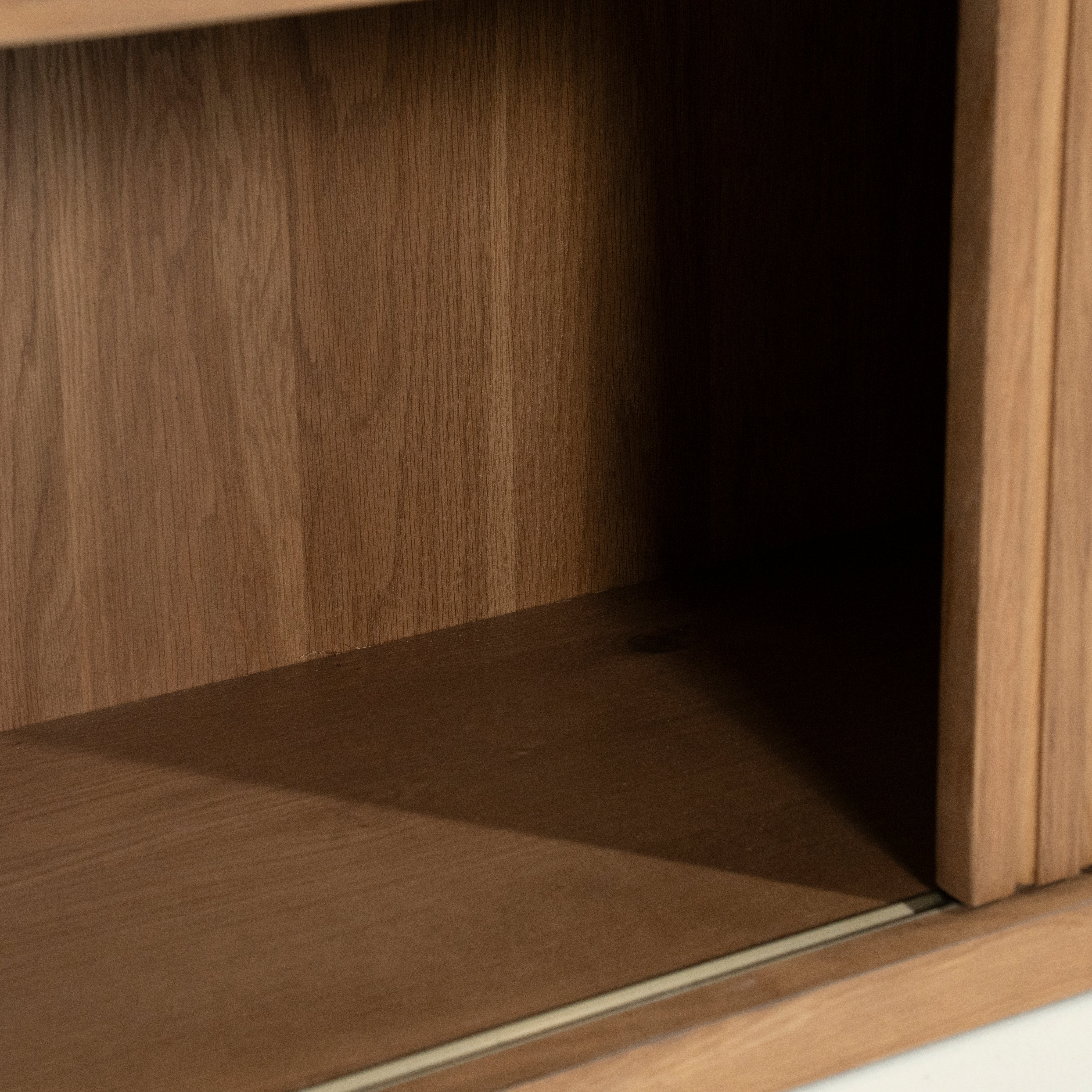 RTV-Sideboard MILO dunkles Eichenholz