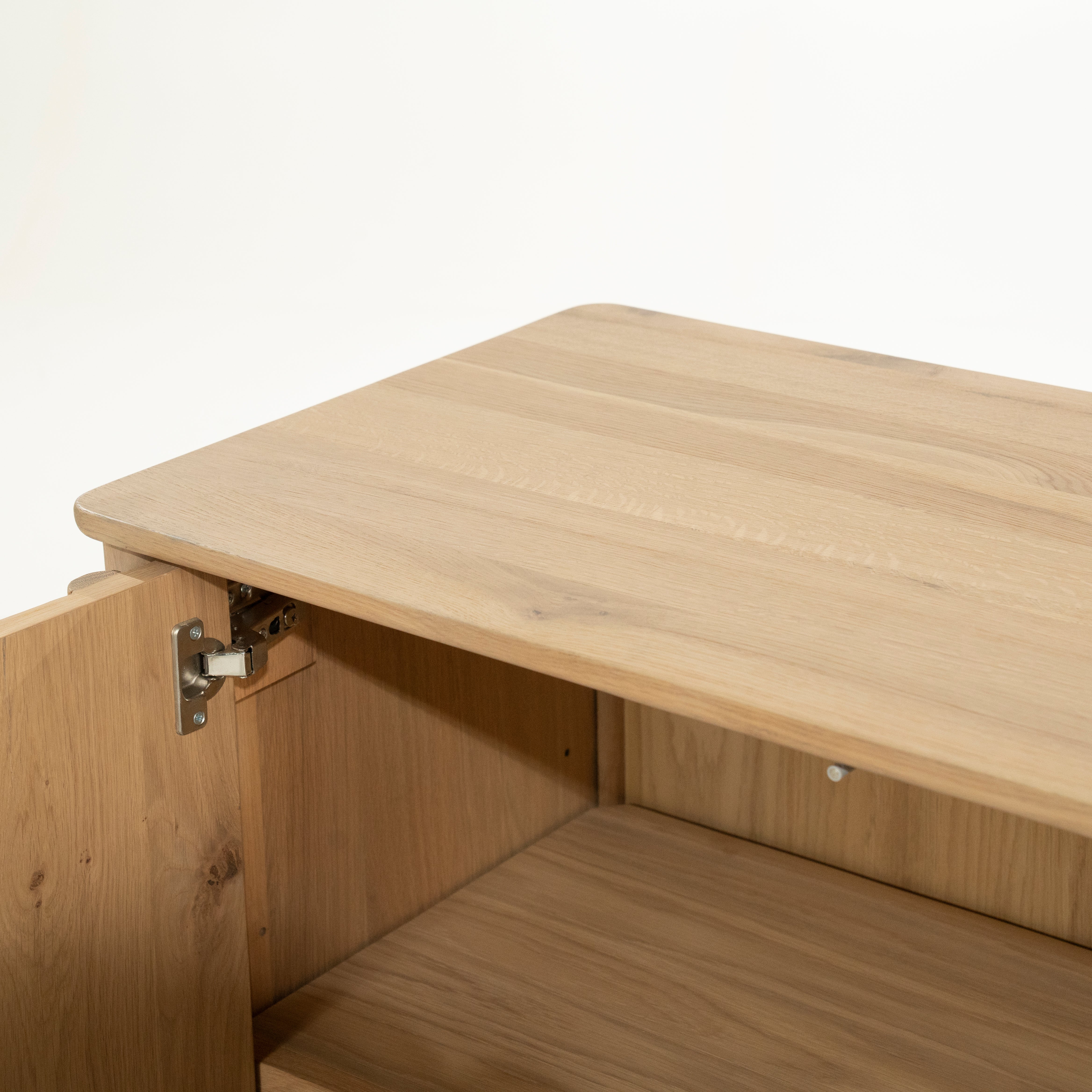 Dressoir JAKE eikenhout