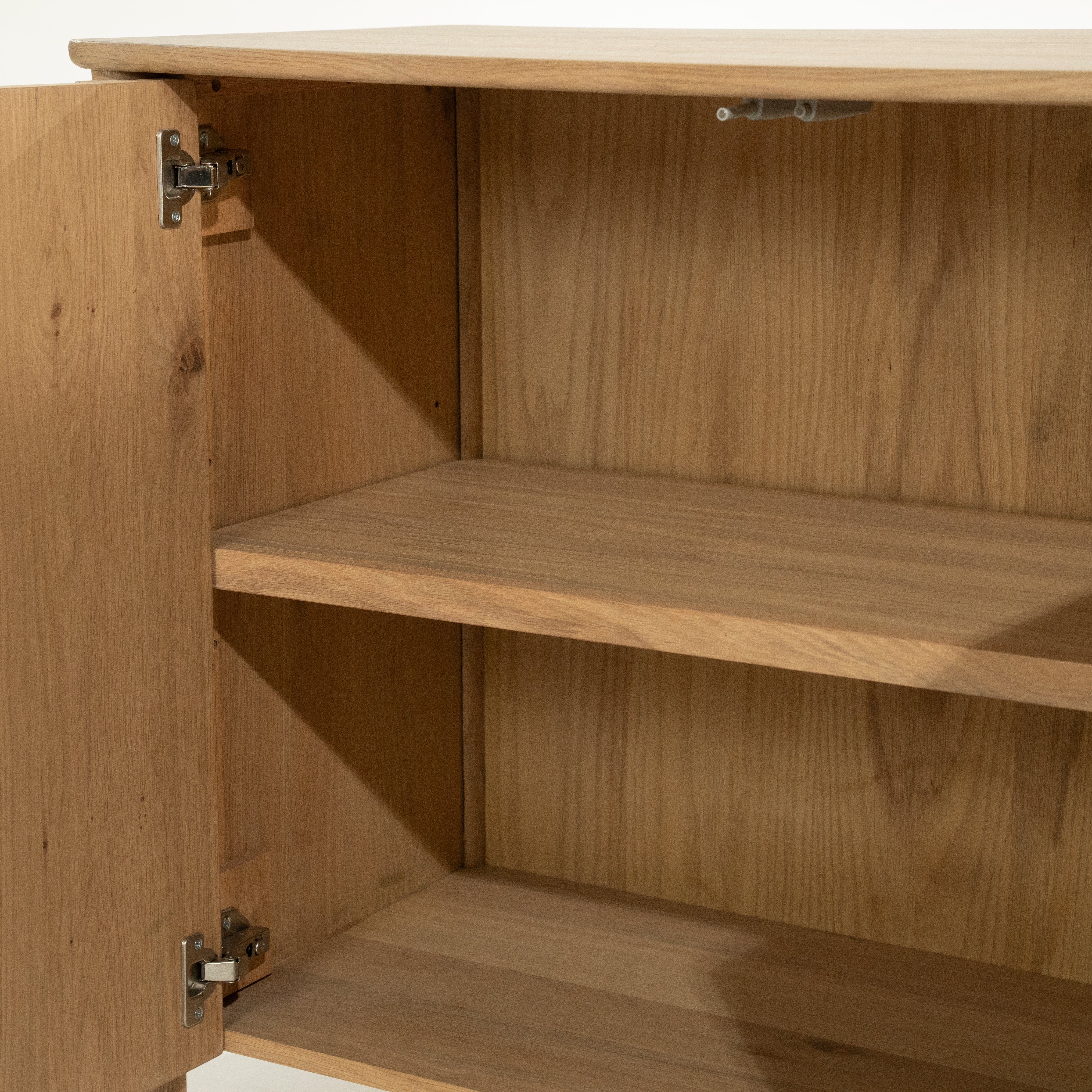 Dressoir JAKE eikenhout