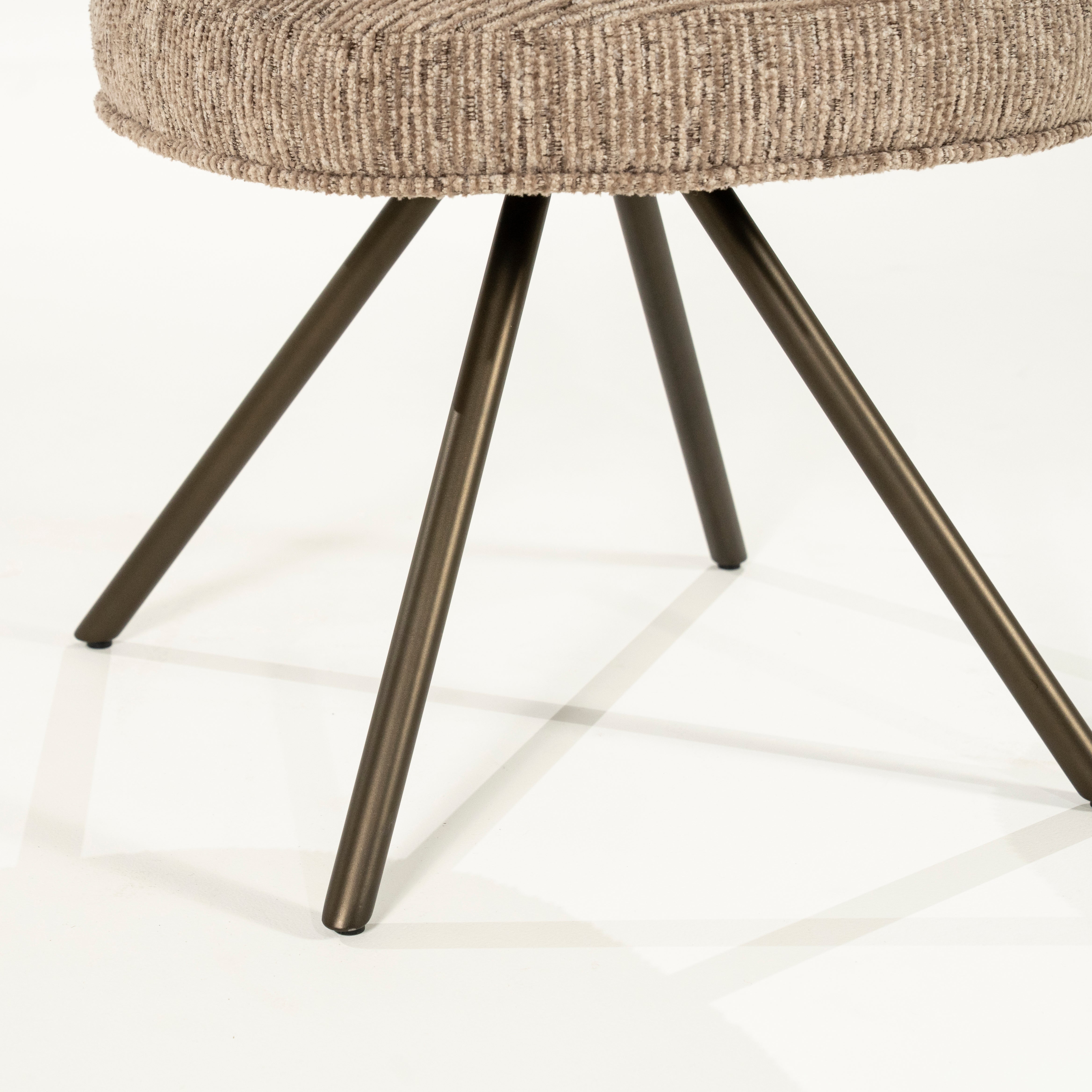 Draaistoel JAYSON bruin met donkerbruine basis