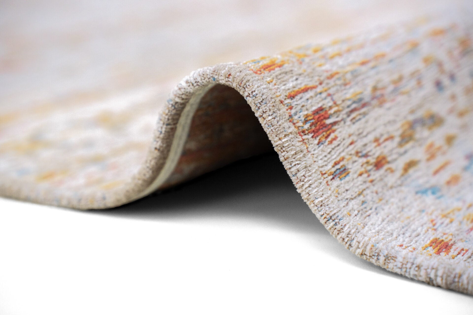 Ushak Galata Sunset beige rug