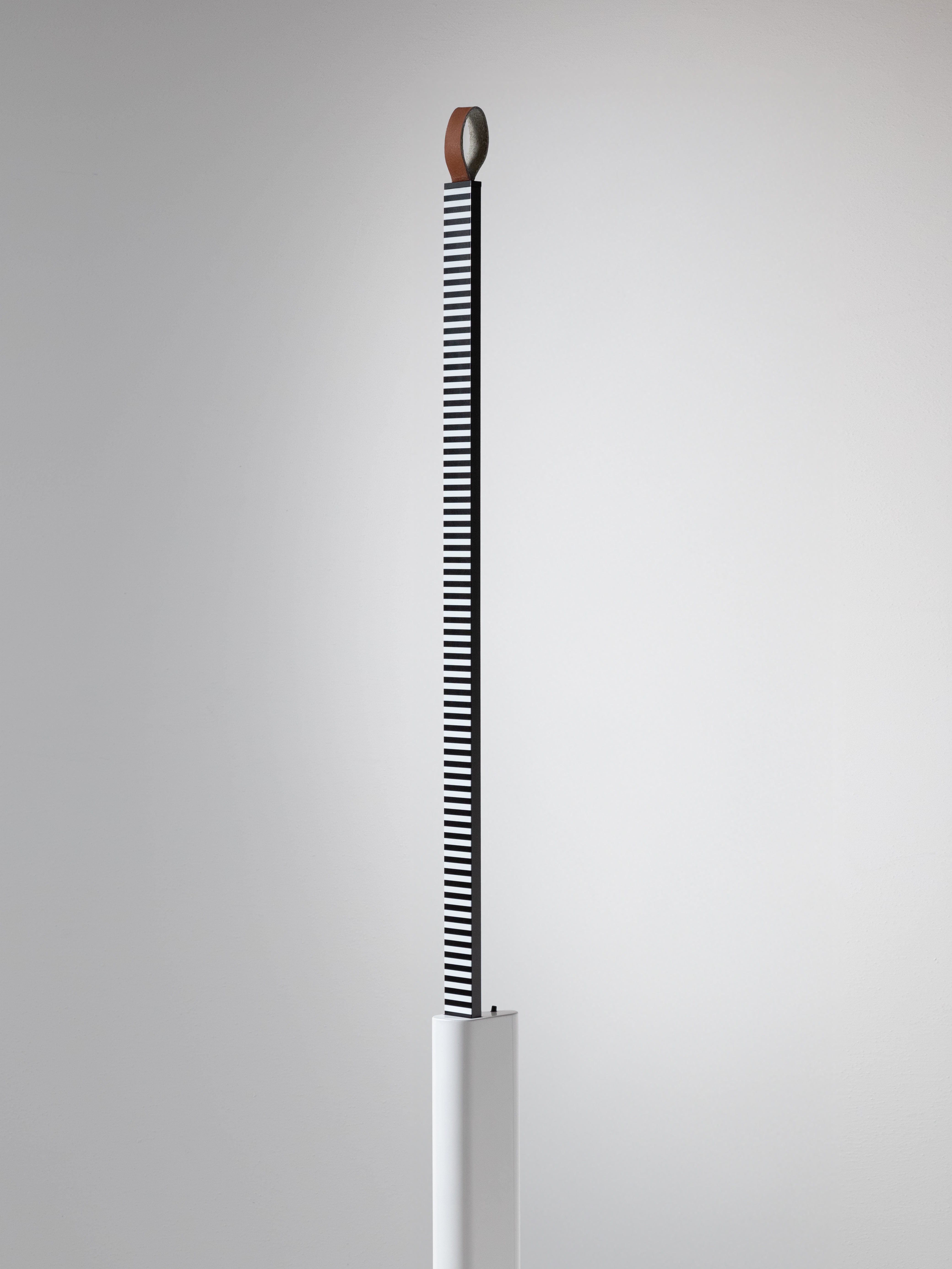 Vloerlamp METRICA glanzend wit