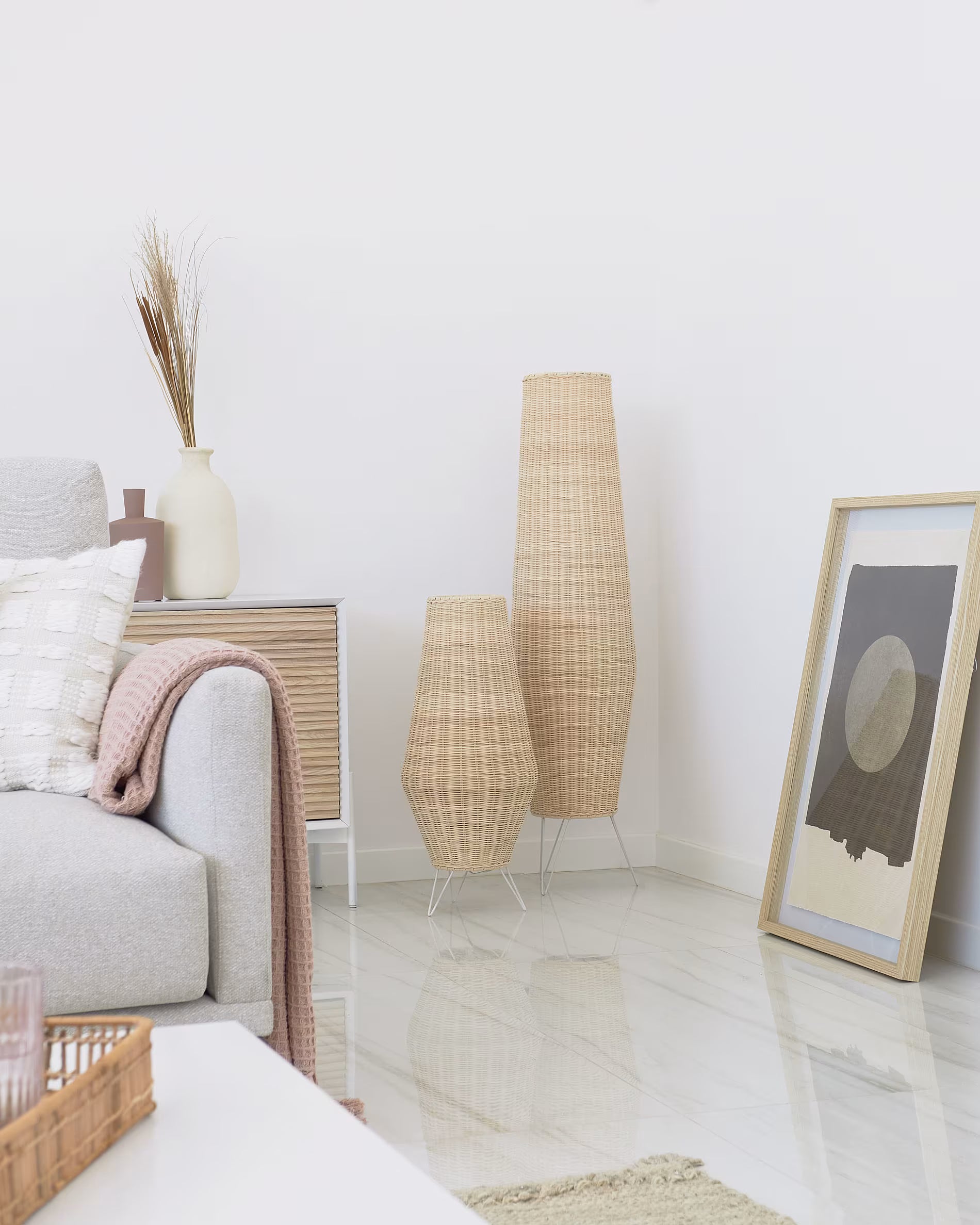 Vloerlamp KAMARIA van riet