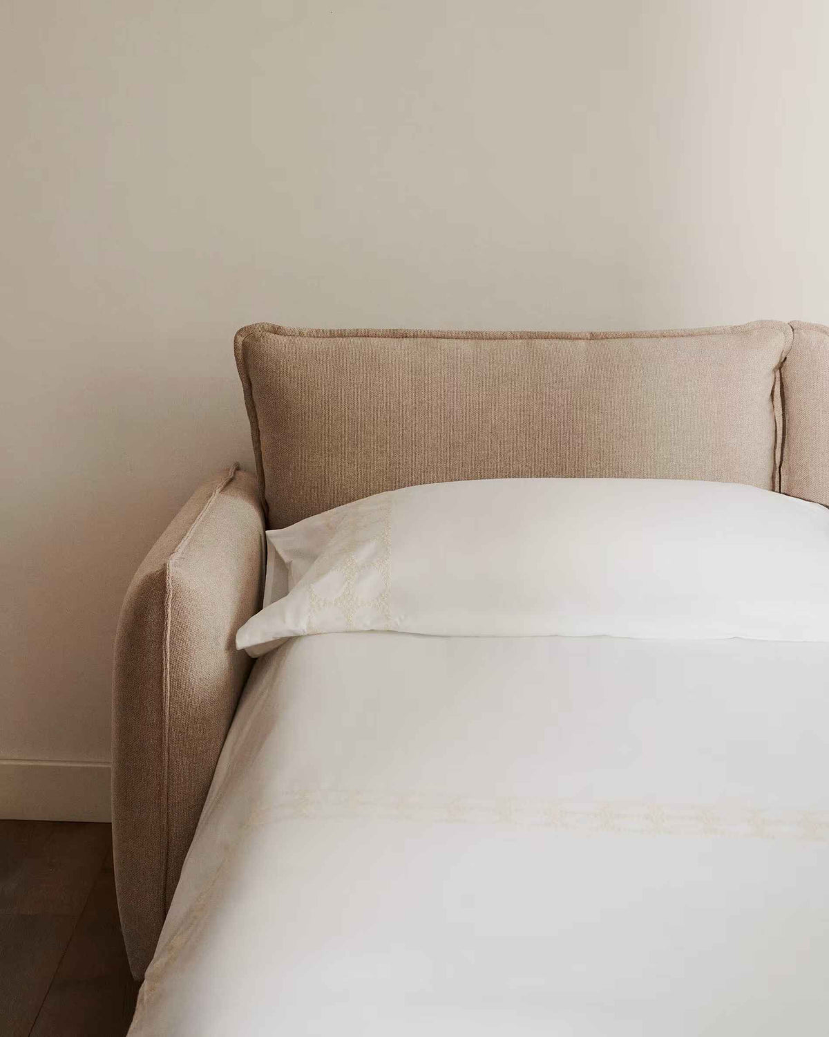 Sofa 2-zits met slaapfunctie CARLOTA beige