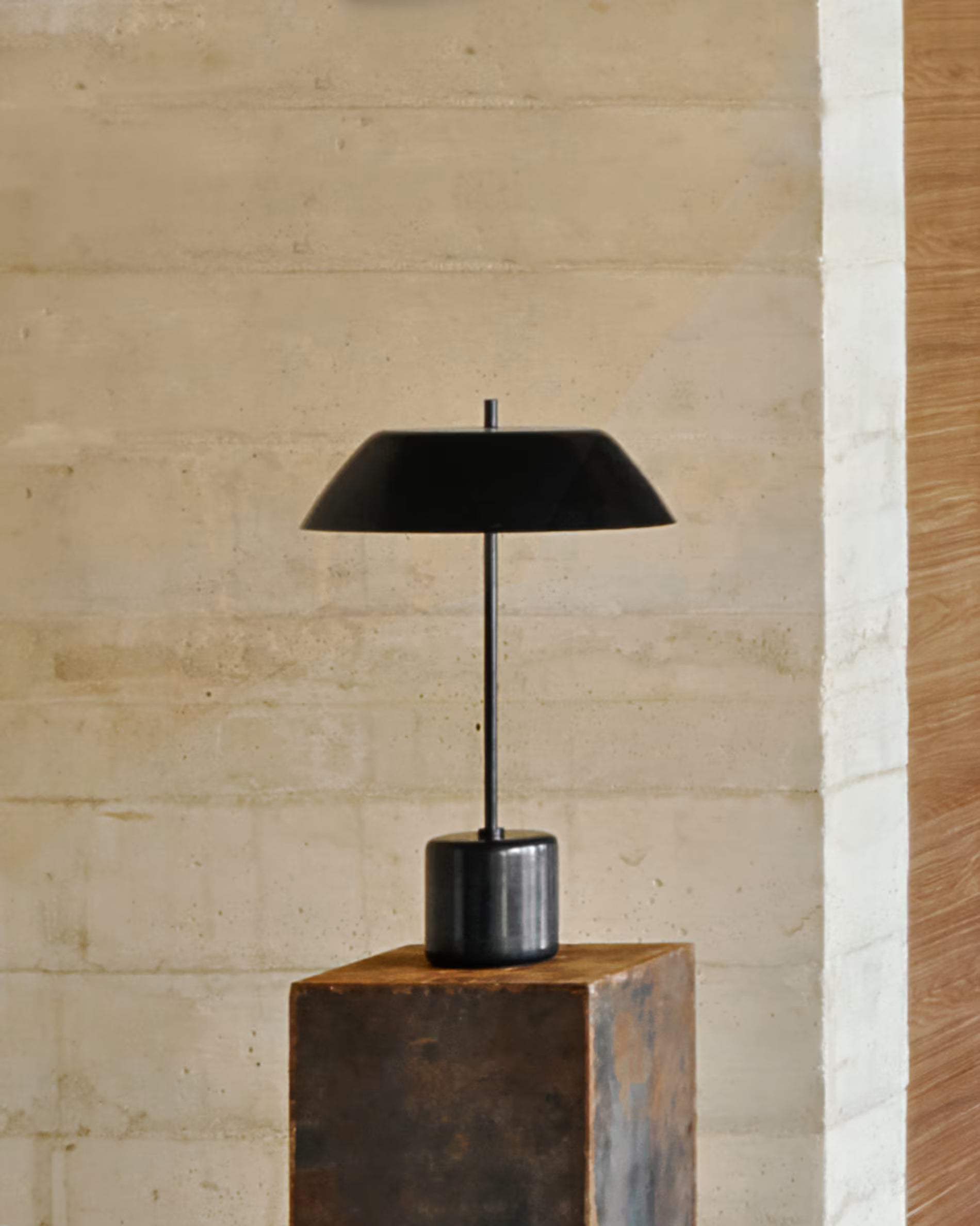 Lampa stołowa SAYRA czarny – marmur