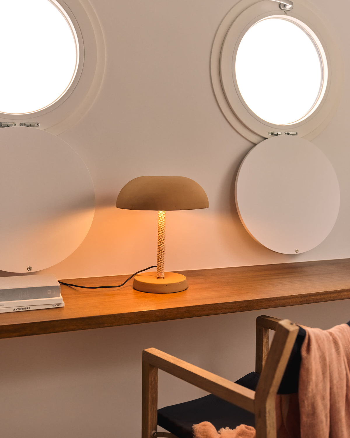 Lampa stołowa ARINDA terakota – ujęcie 4