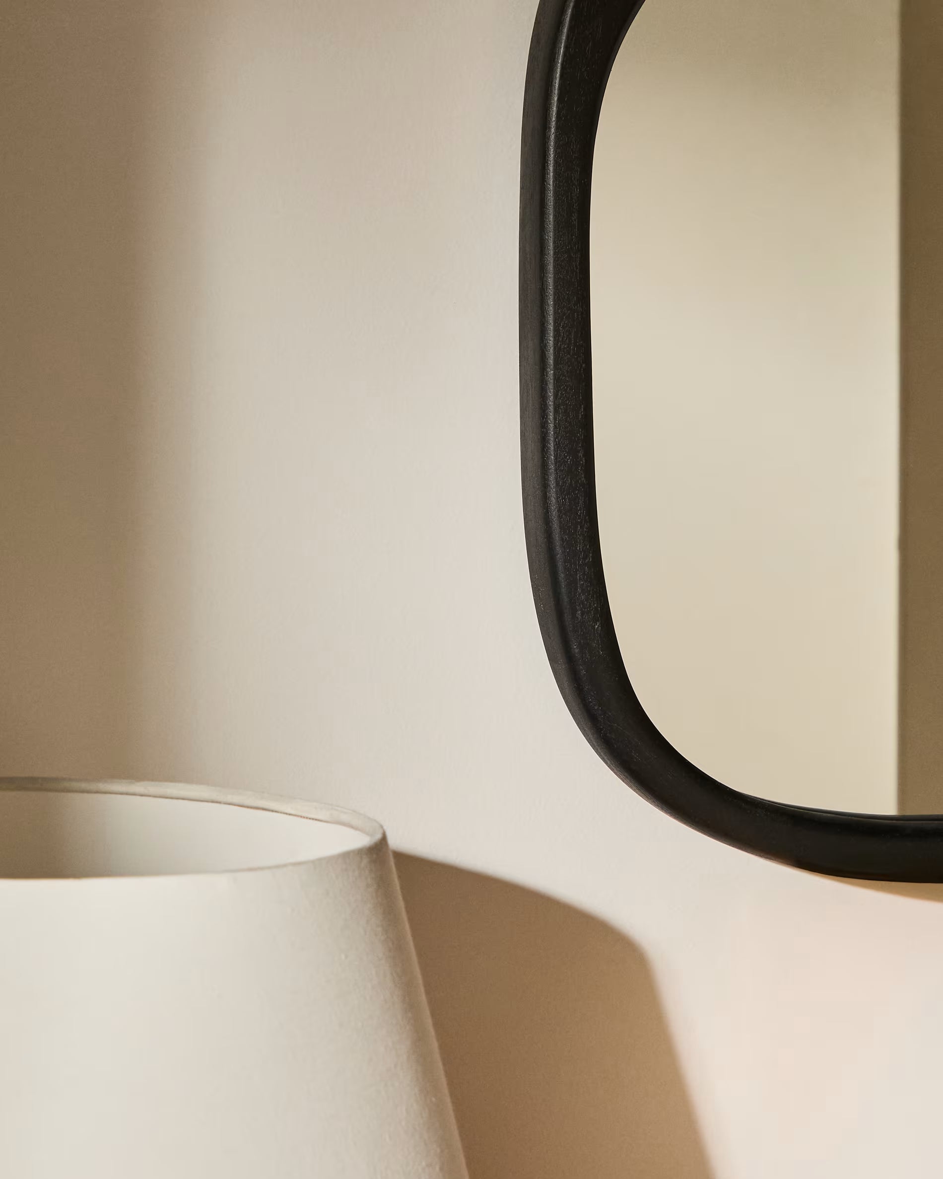 Lustro ALURA zwart teakhout