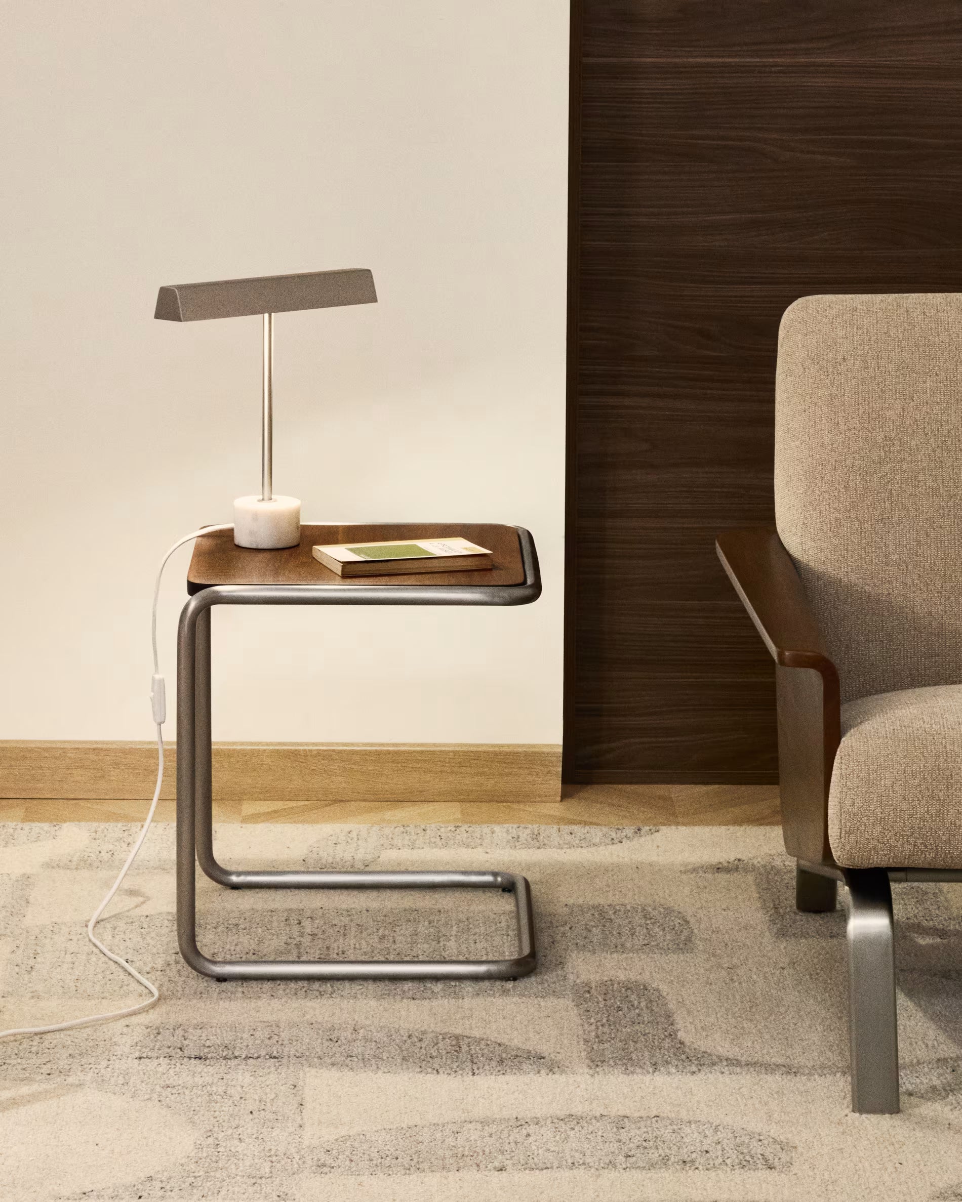 Zijtafel TARSEL donkerbruin notenhoutfineer met stalen basis