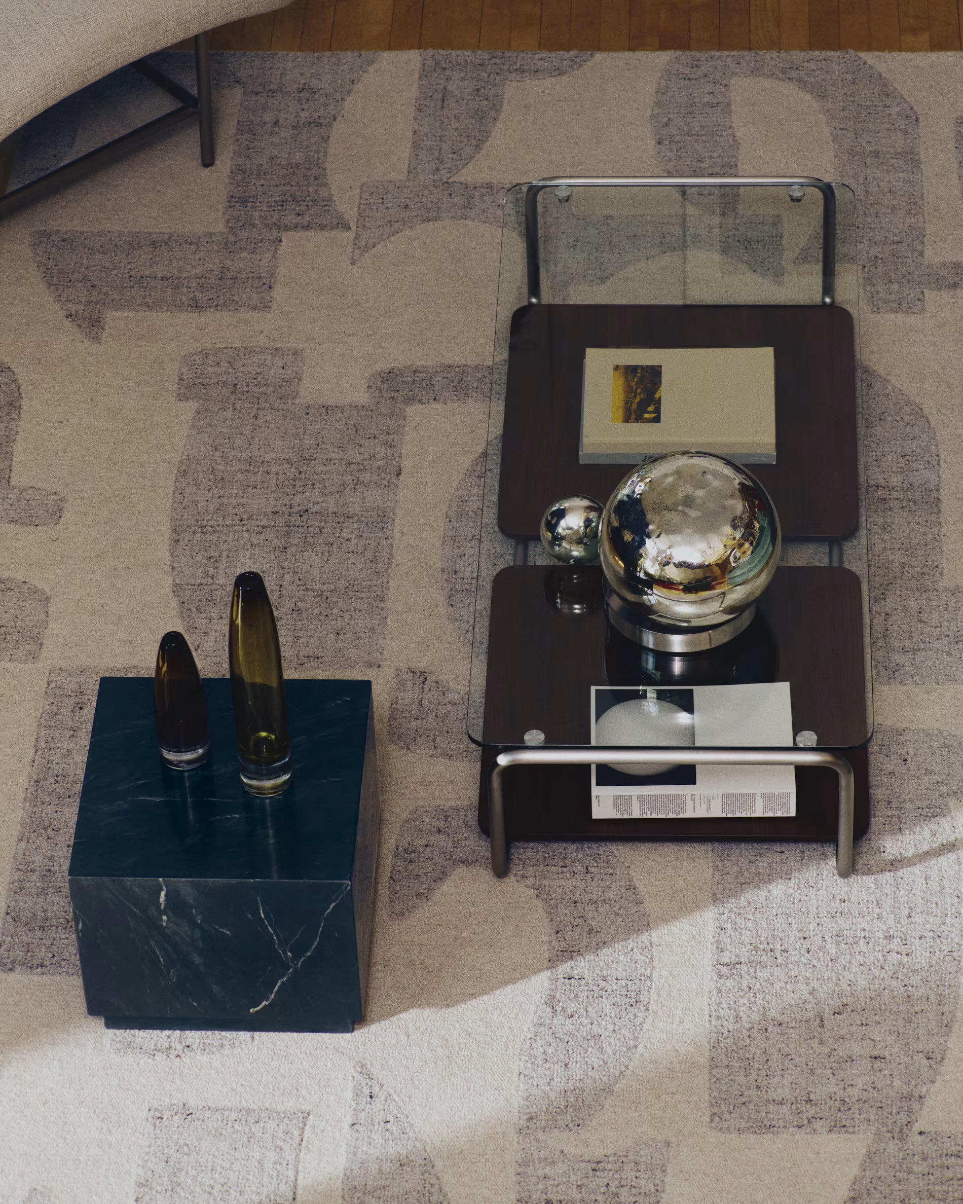 Couchtisch TARSEL dunkelbraun Nussbaumfurnier mit Stahlbasis