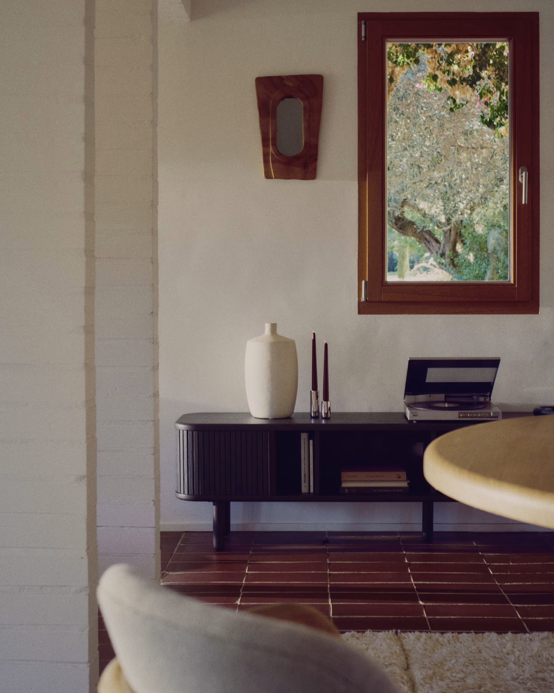 TV-meubel MAILEN donker essenhoutfineer