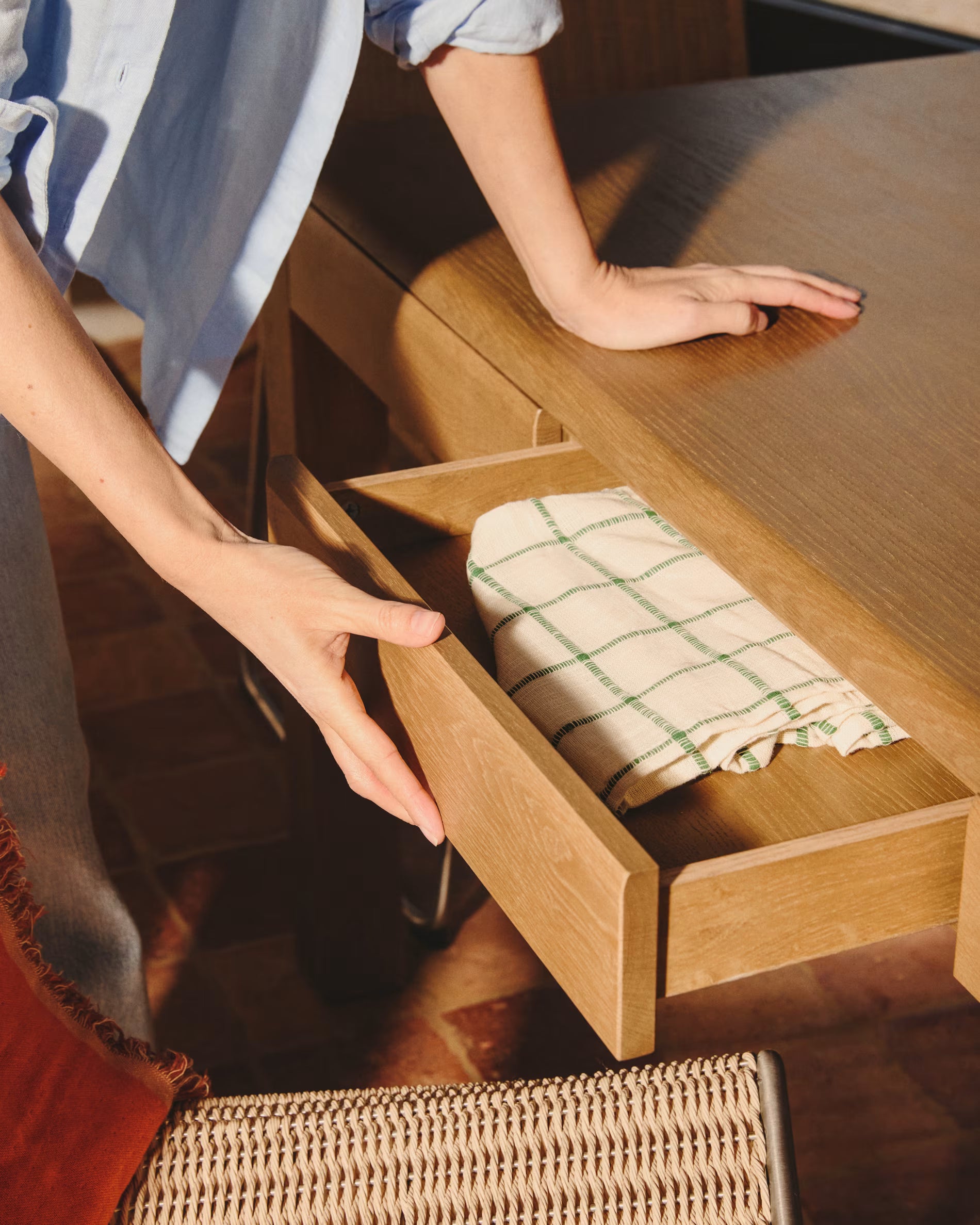 ARELIDA eiken lade tafel