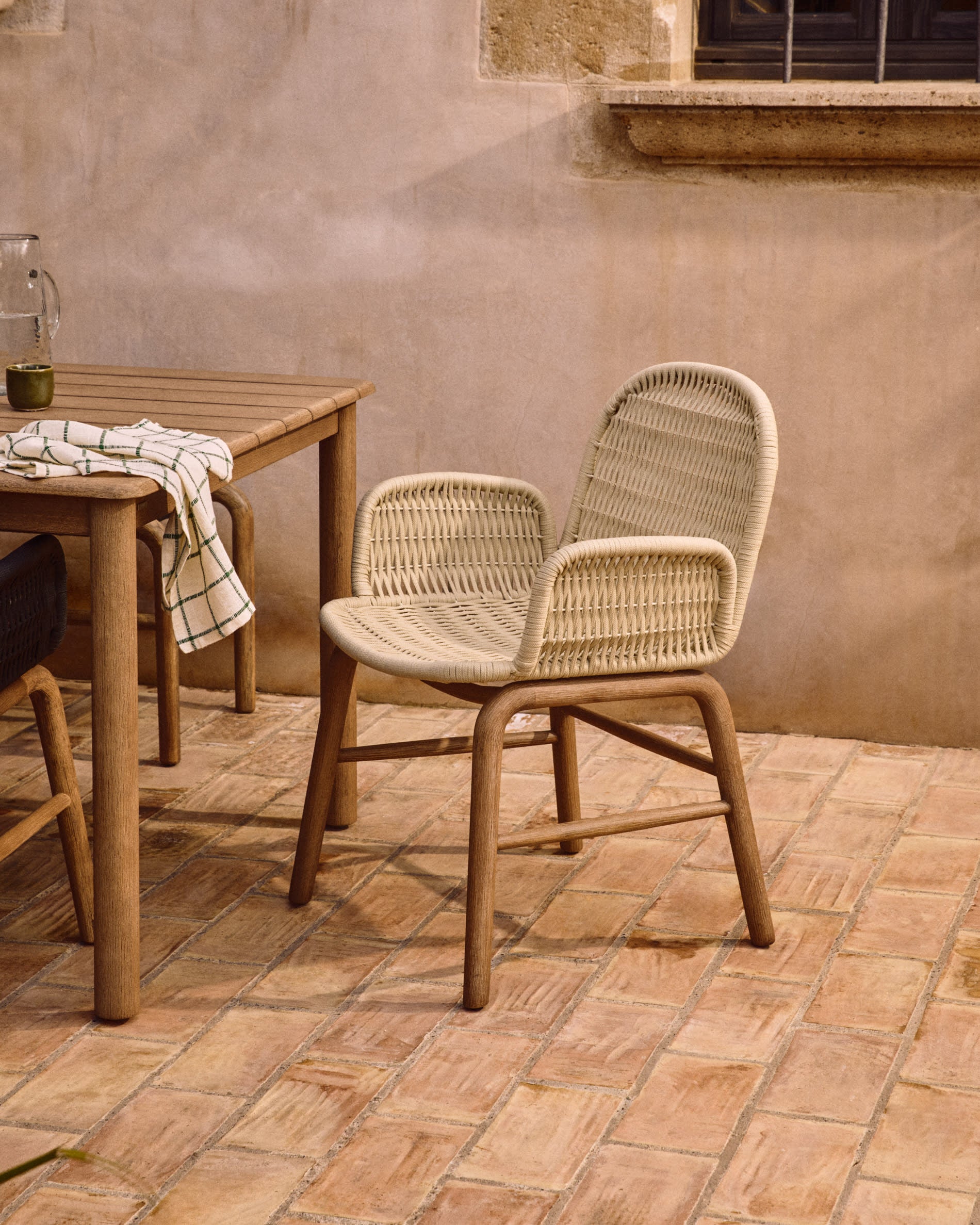 ALIPA Ecru Garden Chair with Armrests