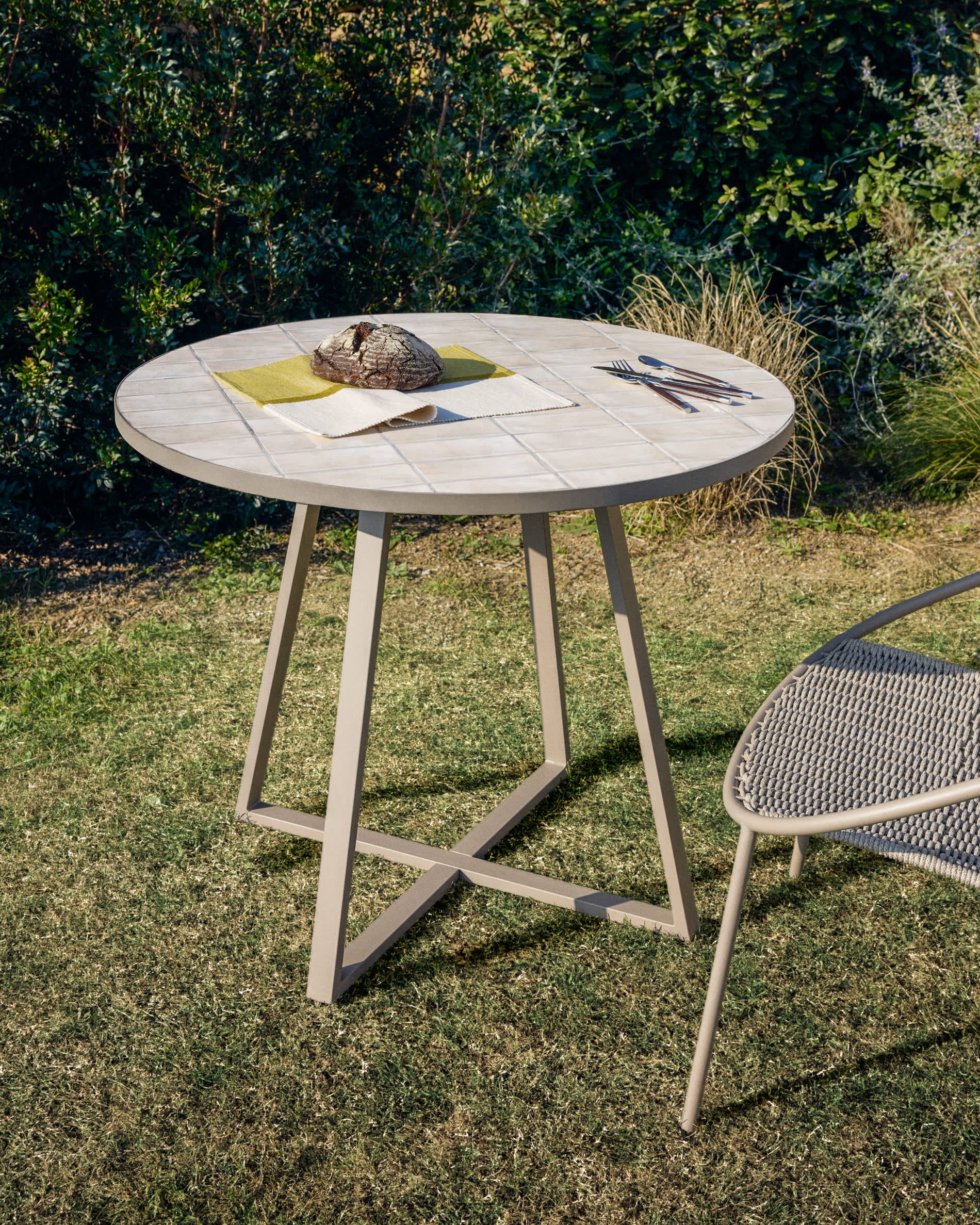 Tuin tafel TELLA beige