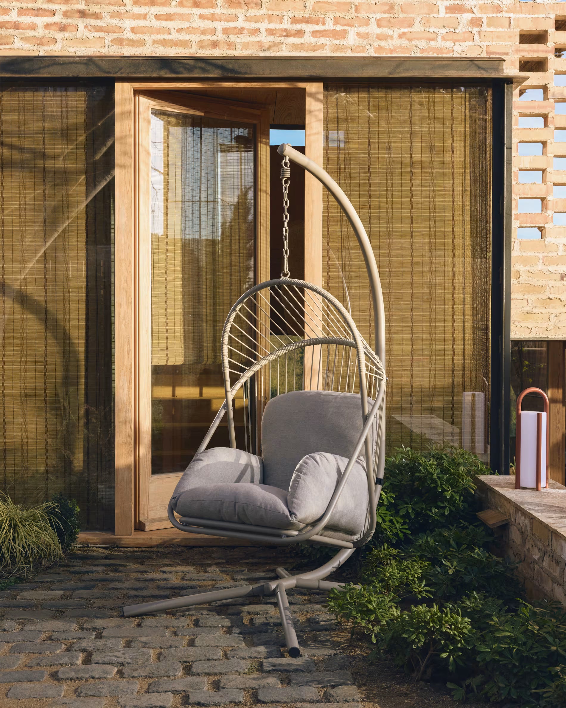 LIVADI taupe hanging armchair