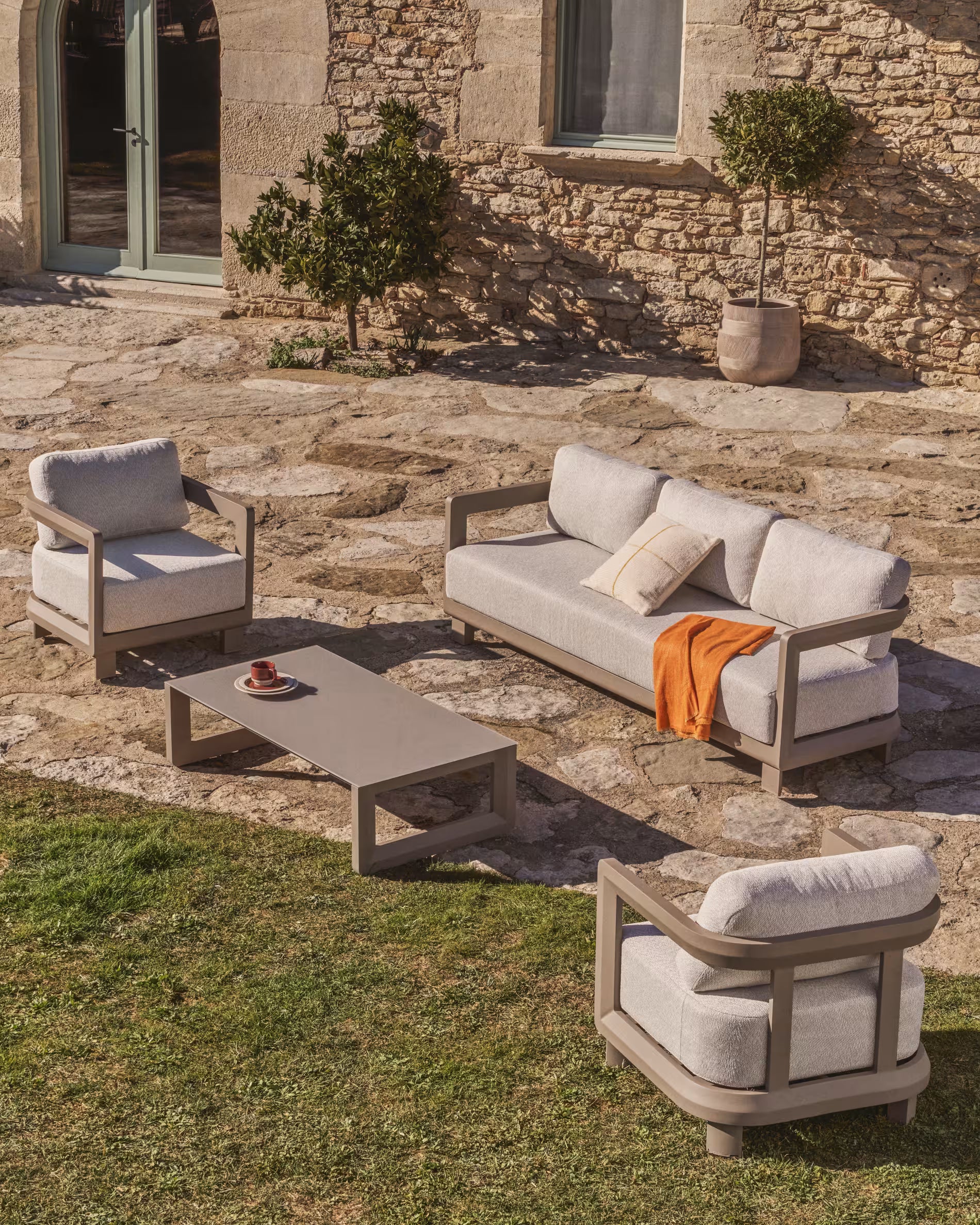 Tuinset NERANO grijsbeige