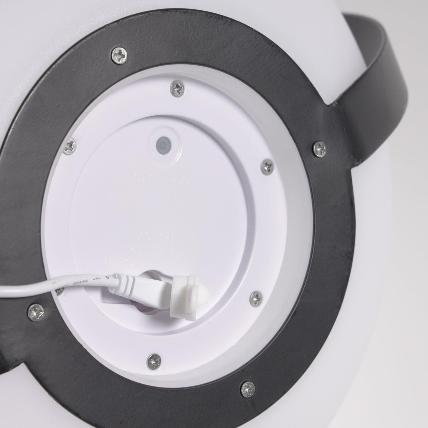 Lampa stołowa akumulatorowa DINESH czarny La Forma Eye on Design