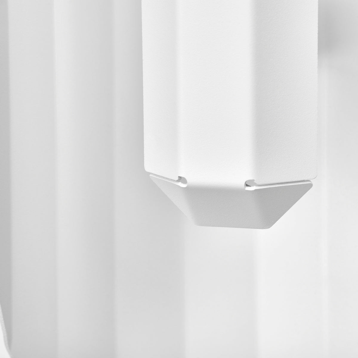 APOLIN white wall lamp