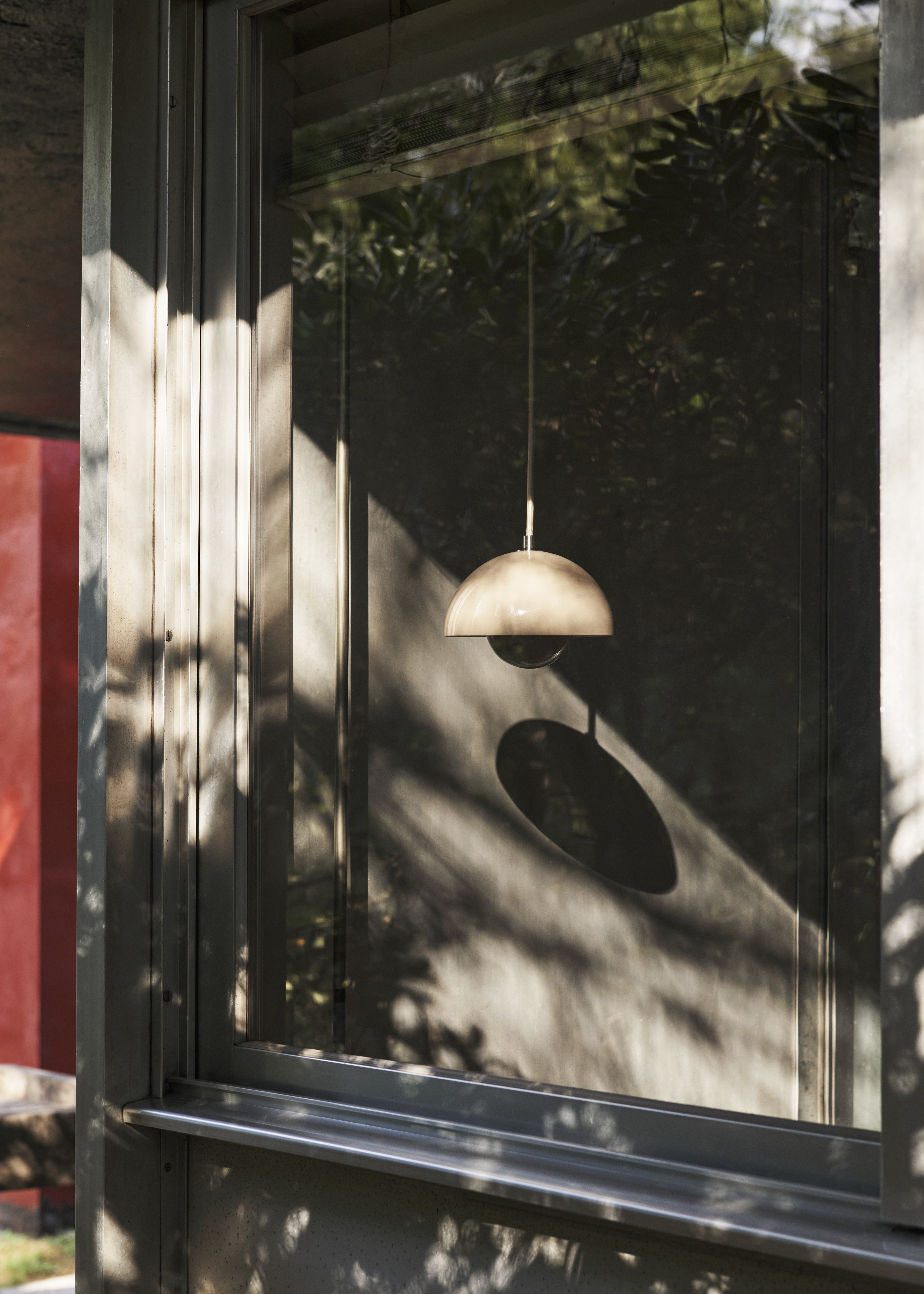 Hanglamp FLOWERPOT grijsbeige
