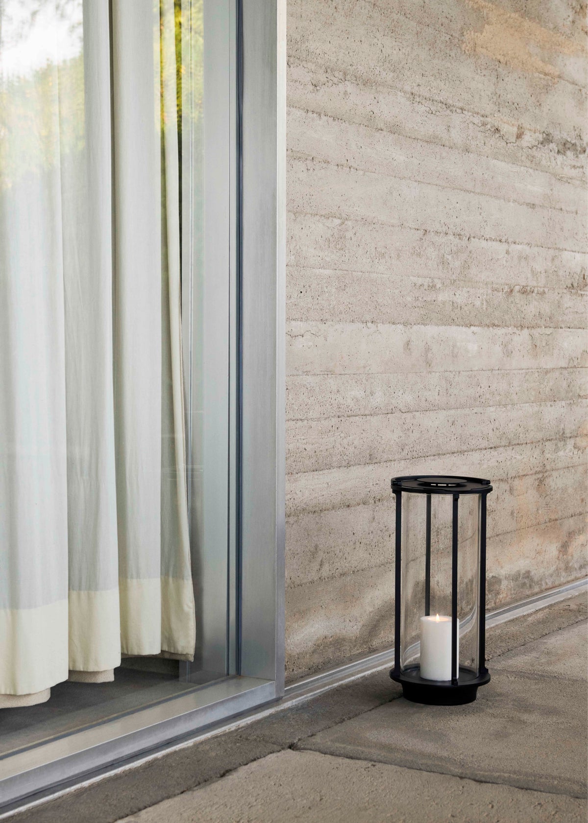 Buitenlantaarn voor kaars HURRICANE SC83 glas en zwart aluminium