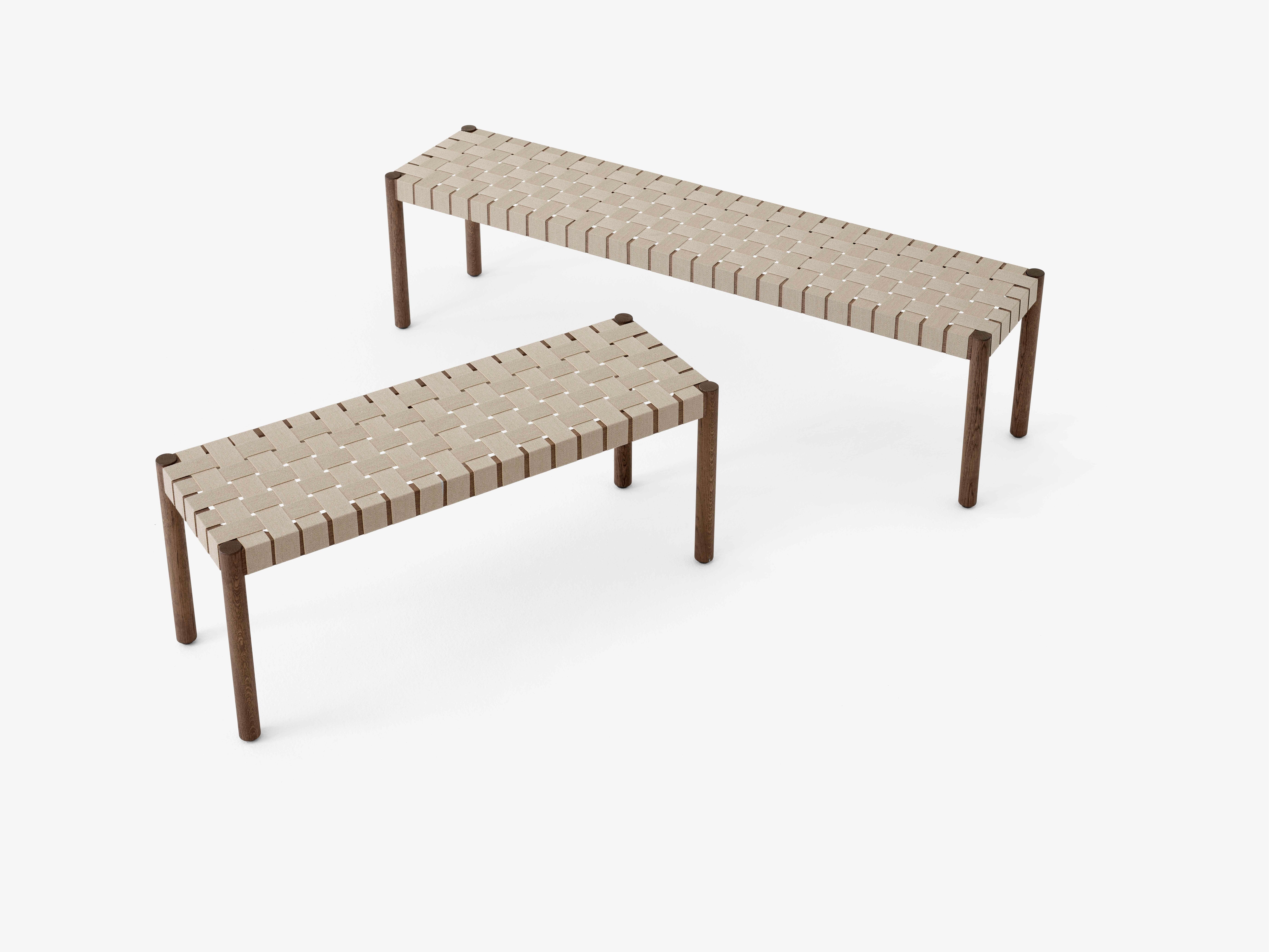 Bank BETTY met beige geweven zitting van gerookt, geolied eiken