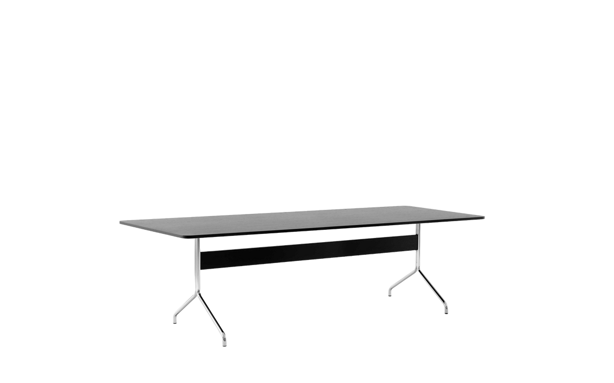 PAVILION tafel zwart gelakt eiken met een verchroomde basis