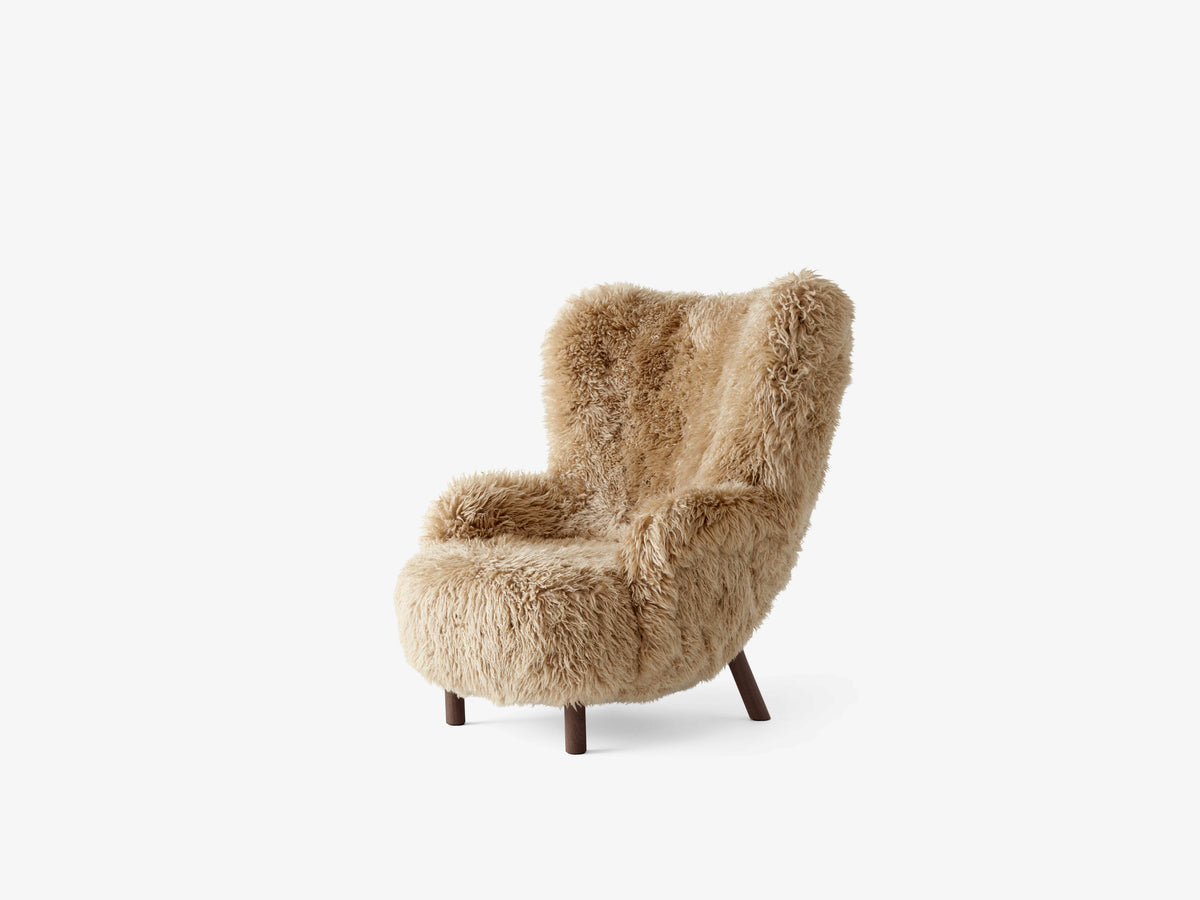 Fauteuil PETRA VB3 gestoffeerd met notenhouten basis