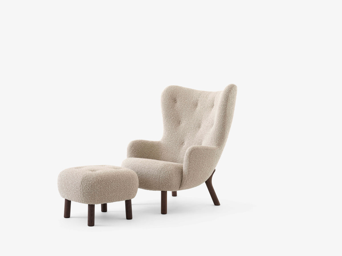 Fauteuil PETRA VB3 gestoffeerd met notenhouten basis