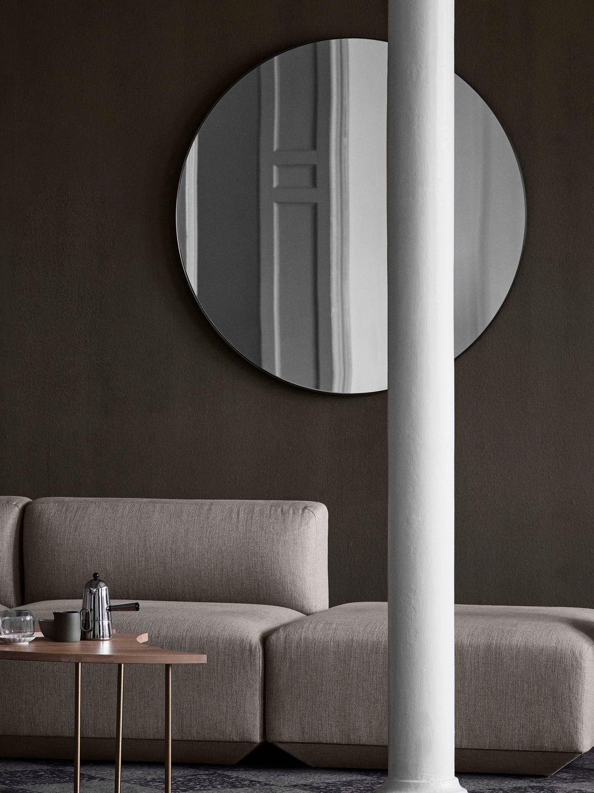 Zijtafel PINWHEEL HM7 geolied eiken met een stalen basis