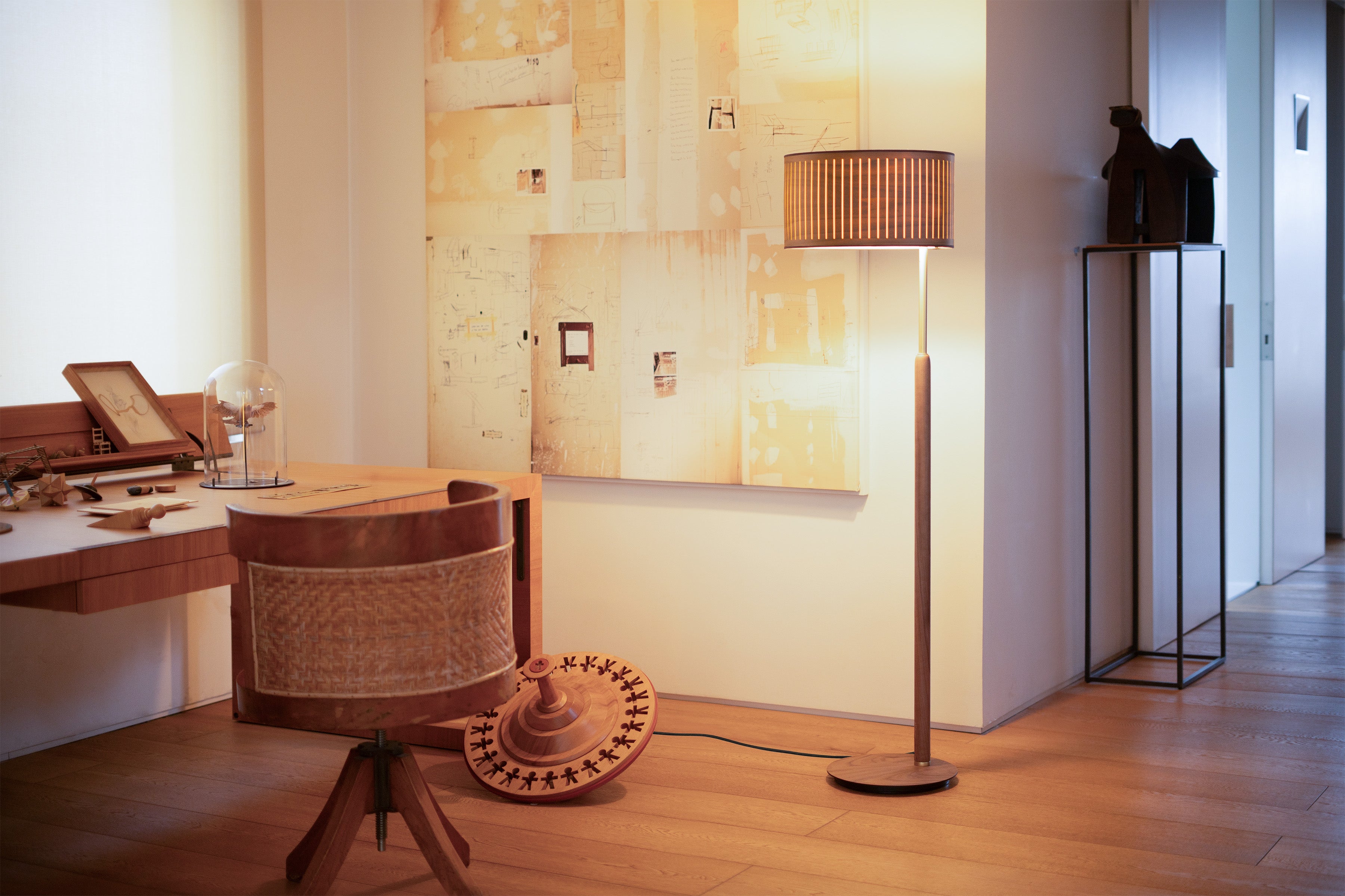 AUTUMN walnut wood floor lamp