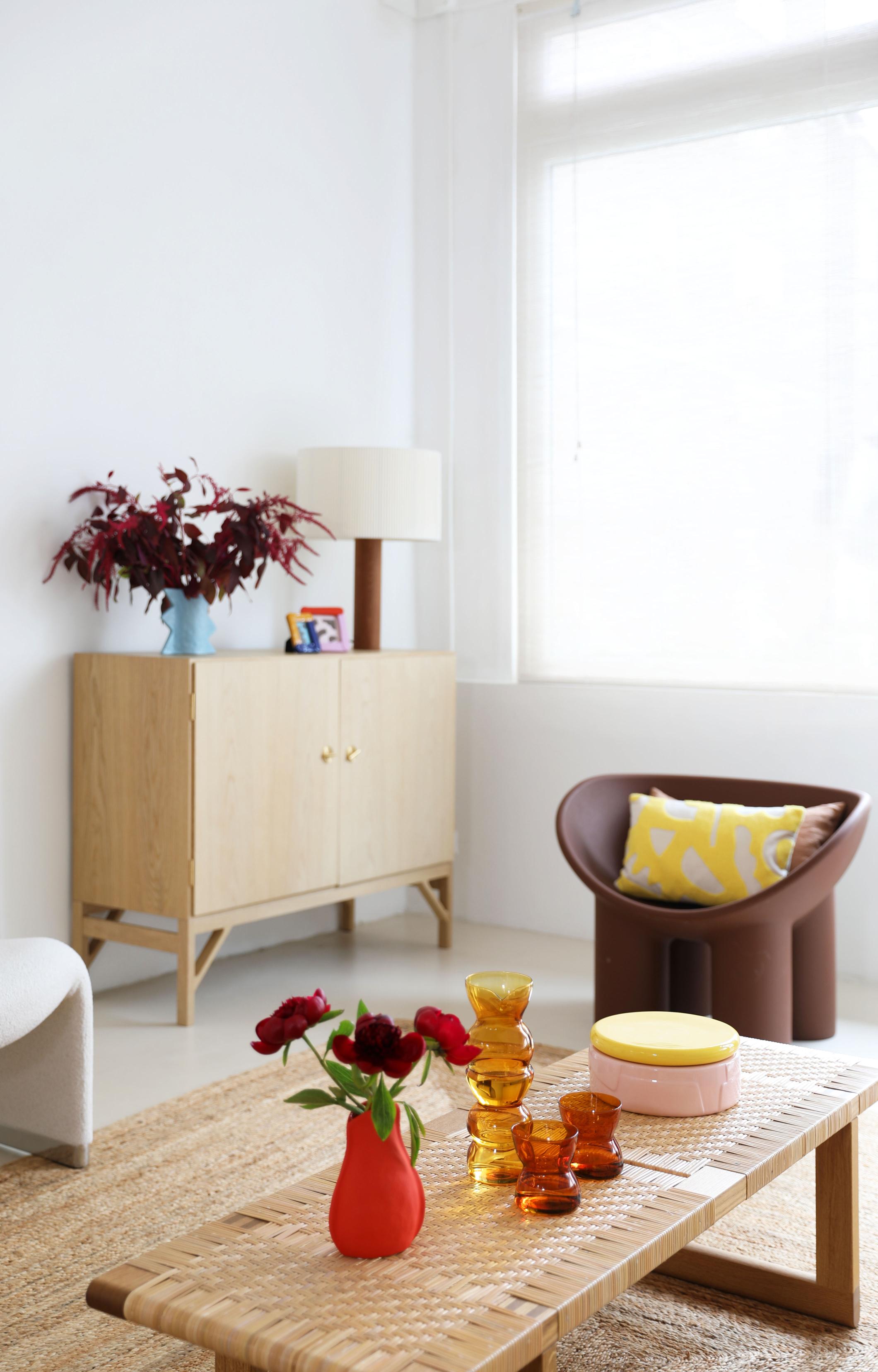 TOTEM Brown Glasses Set