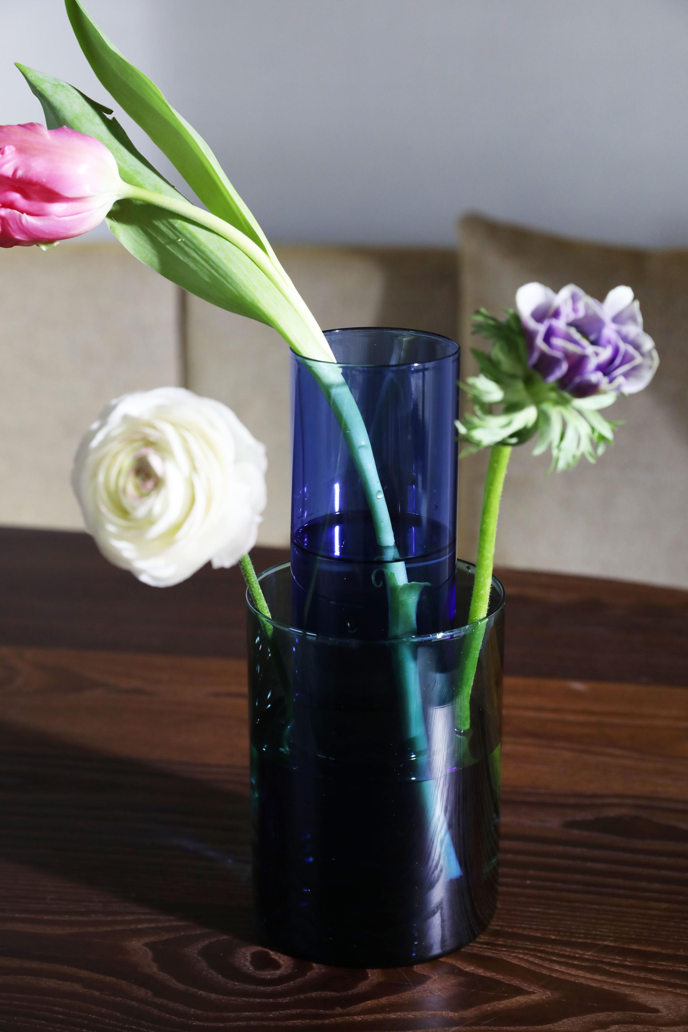 AMPHI vase blue with green