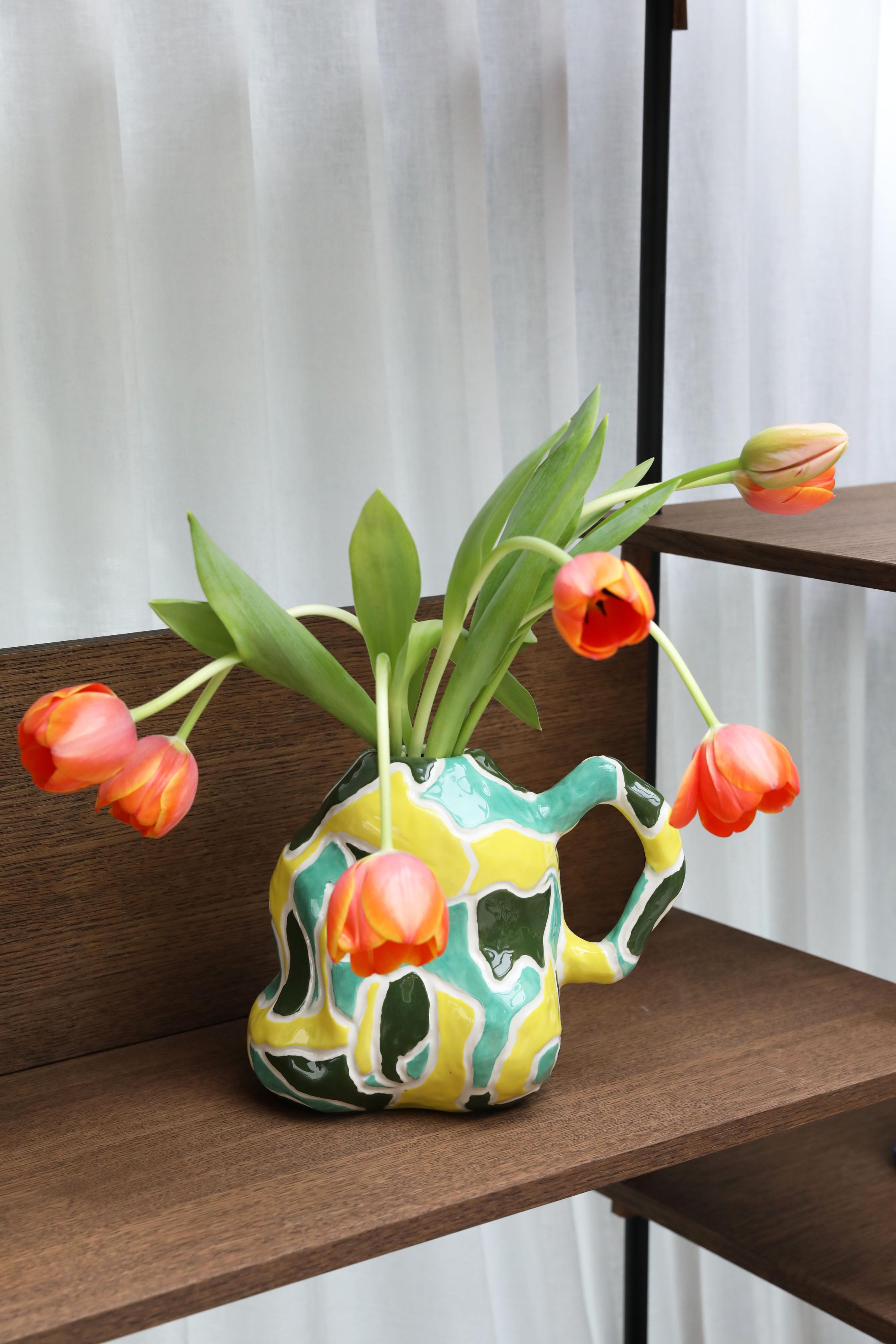 Vaas JUG-A-VASE groen met geel en wit