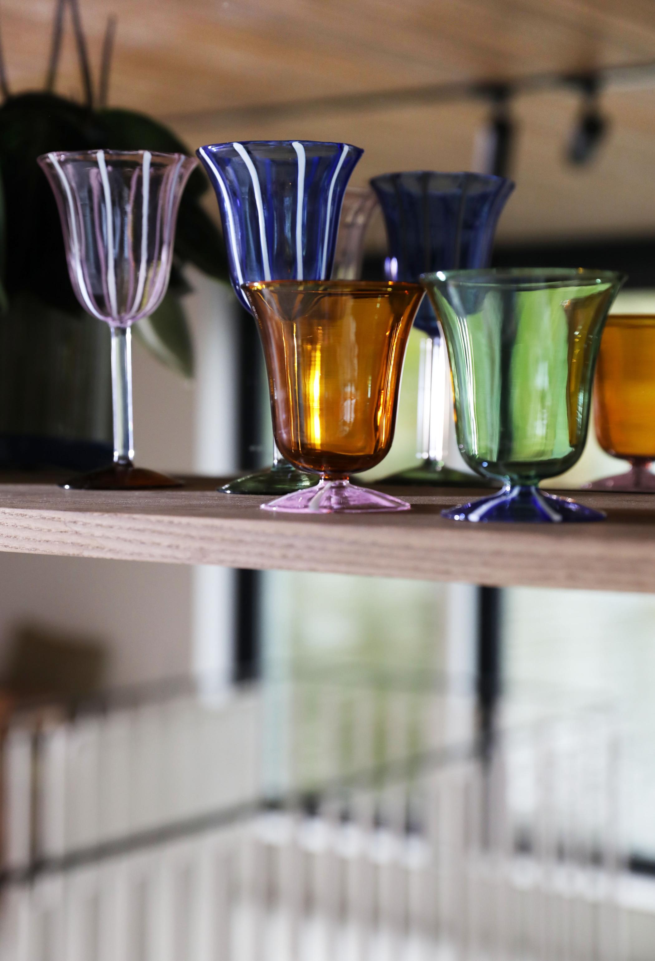 Set aus rosa Glaskelchen EVE mit bernsteinfarbenem Akzent