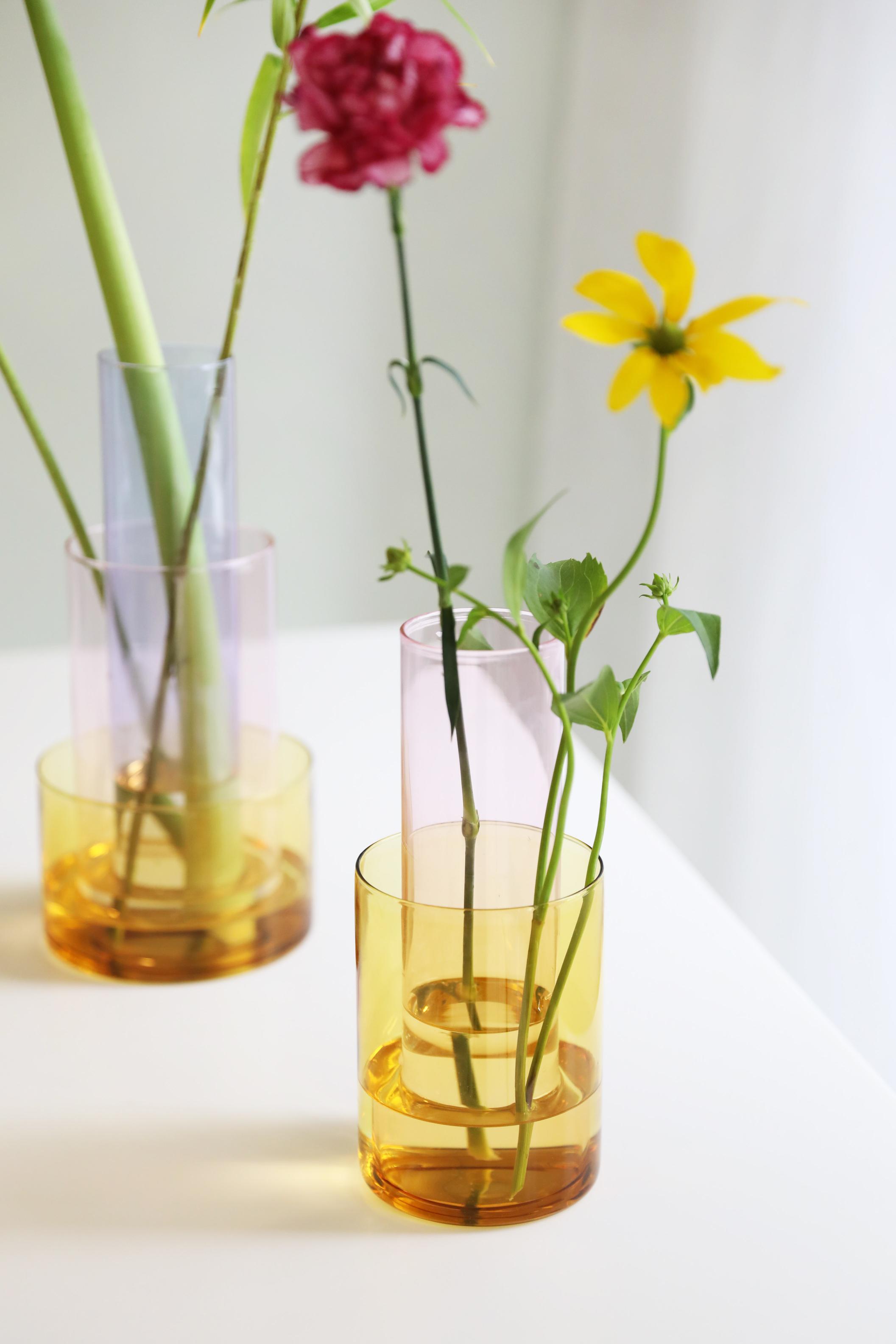 Vase AMPHI rosa mit Gelb