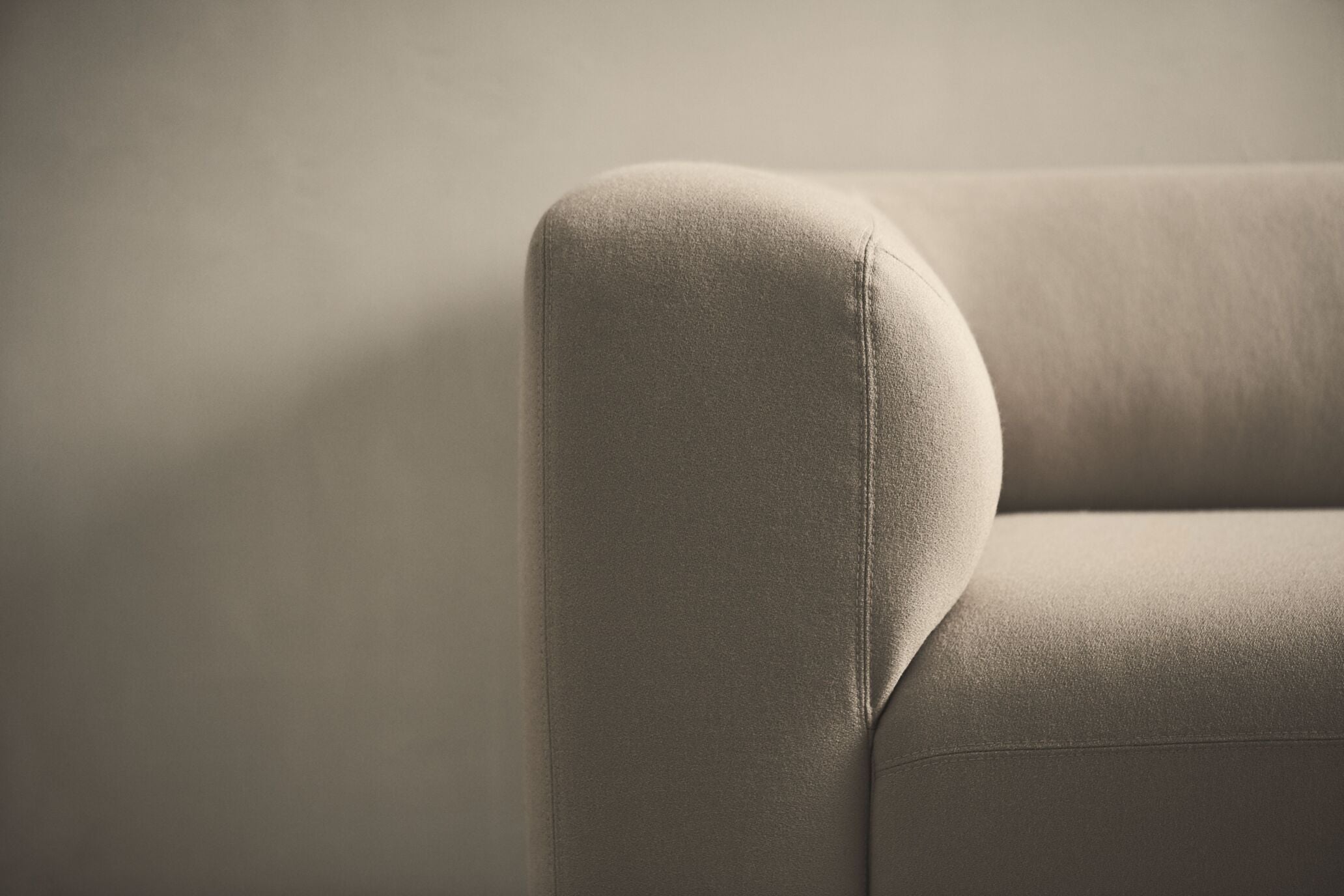 Modulaire bank ANGLE - gestoffeerd middenmodule