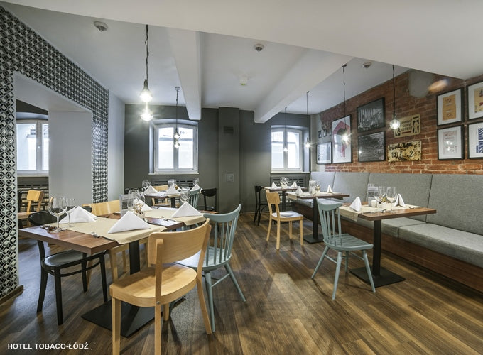 Stoel A-0537 van beukenhout