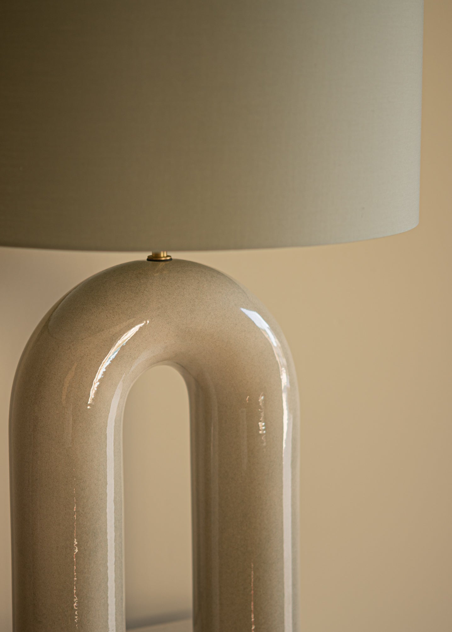 ARKO Ceramic Table Lamp in Sand