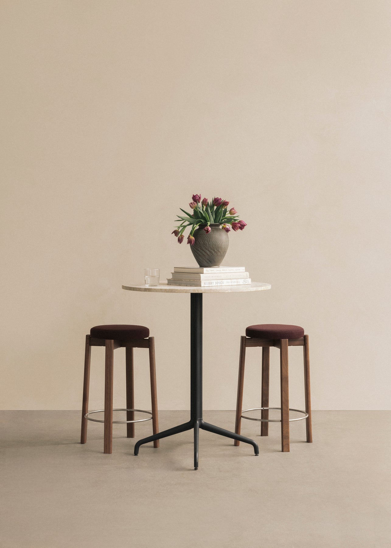 PASSAGE oak wood stool with beige seat