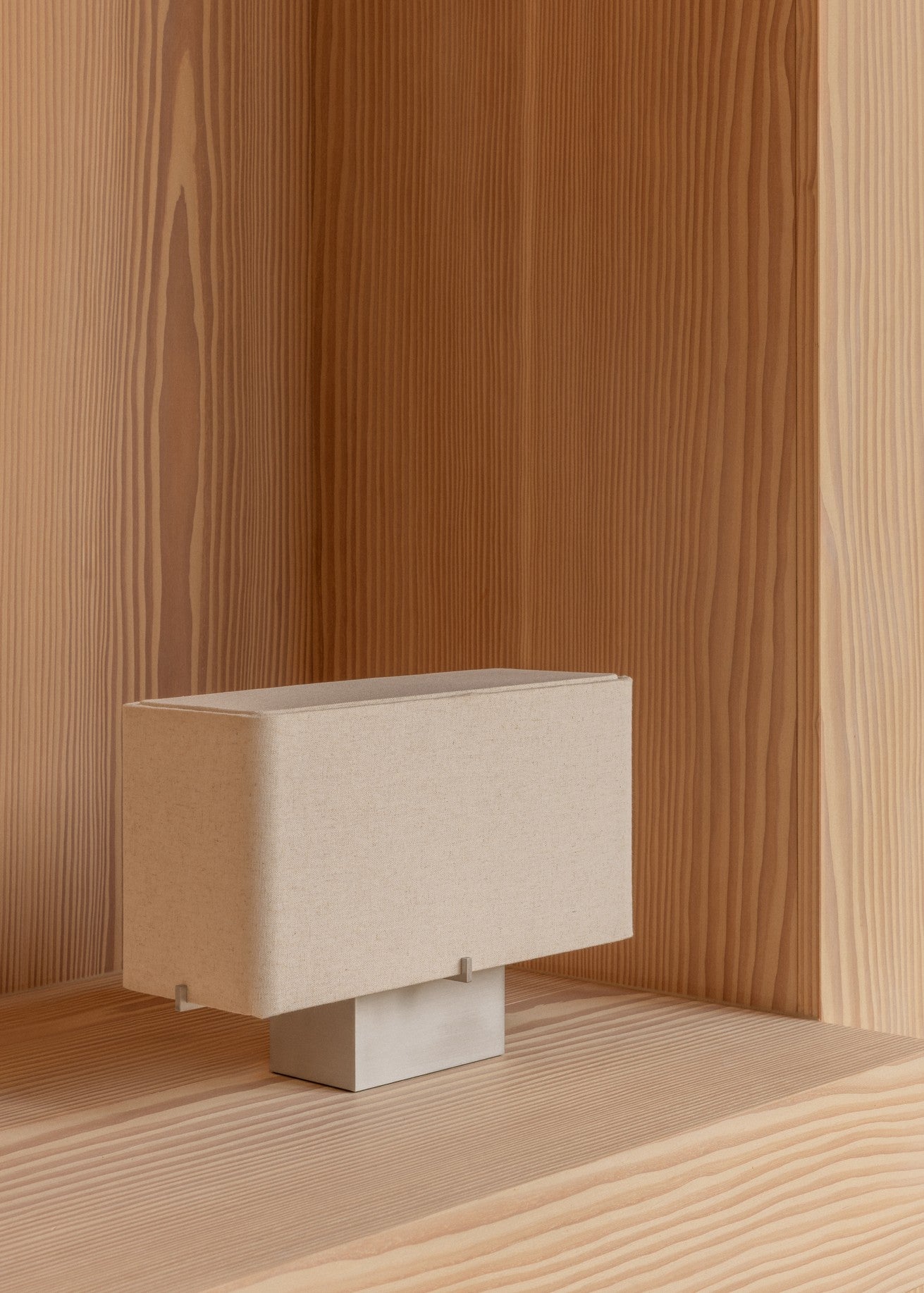 NONNA table lamp with travertine base and linen shade